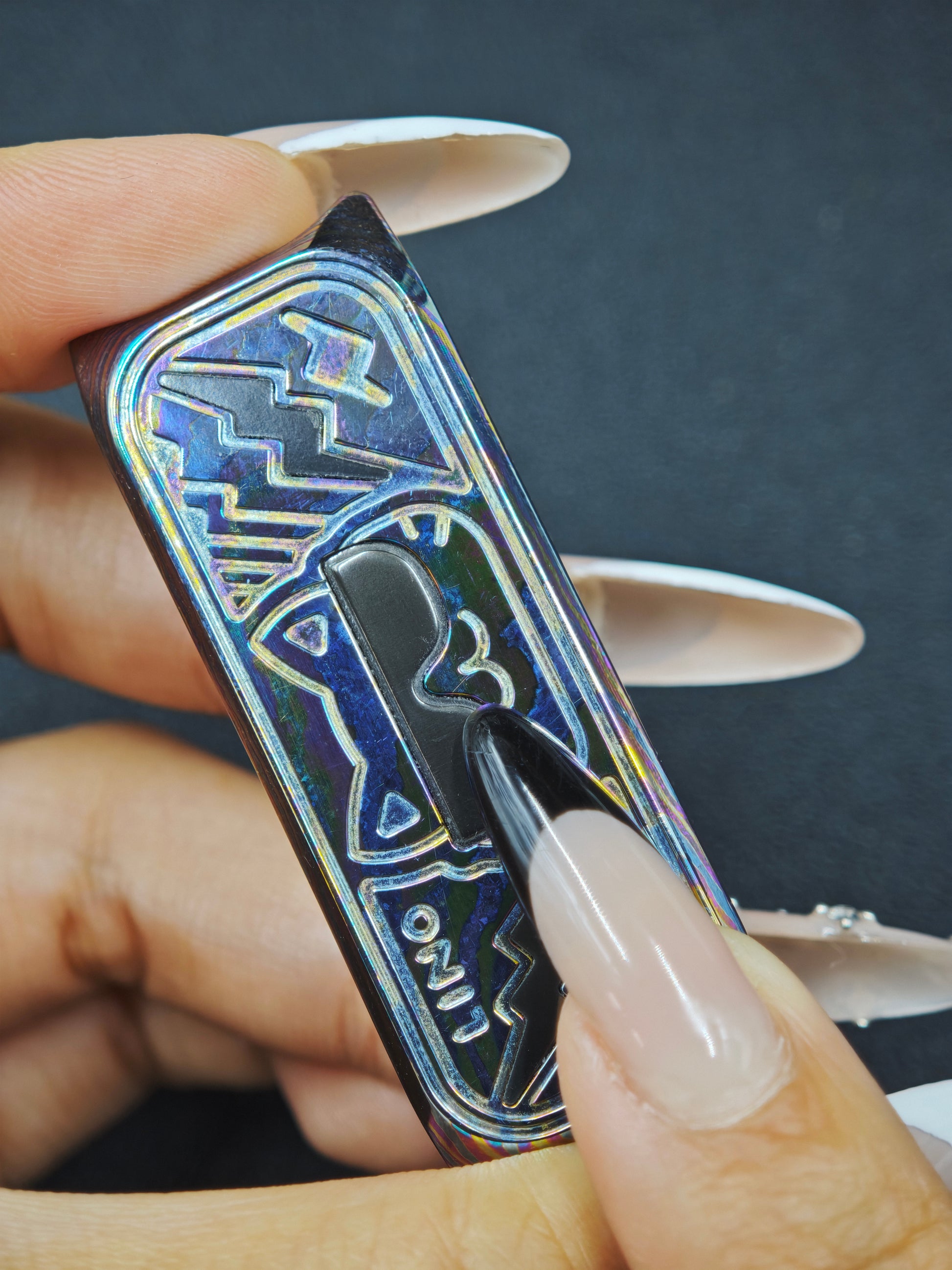 LIMBO Mokuti Titanium