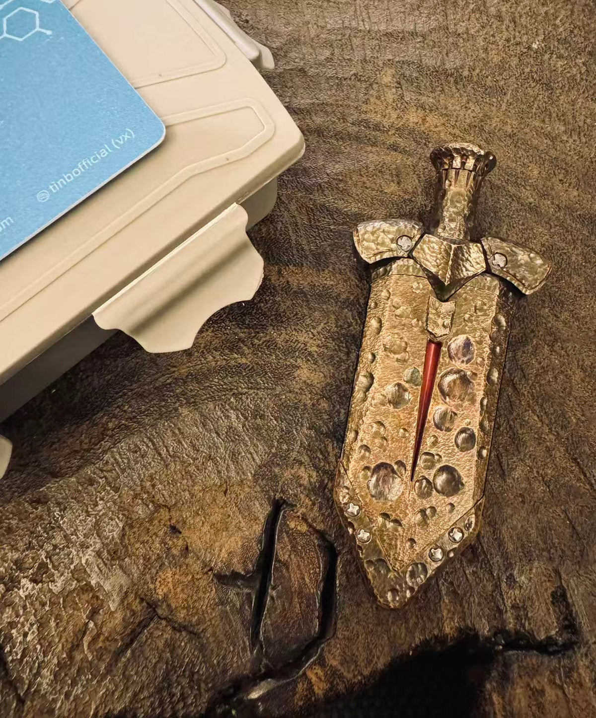 Aroundight Copper Engraved