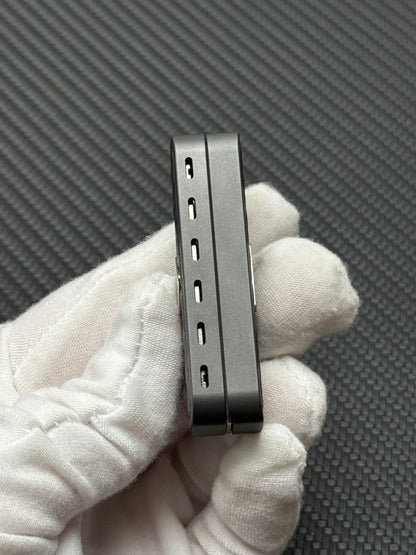 Feng Ling Zirconium