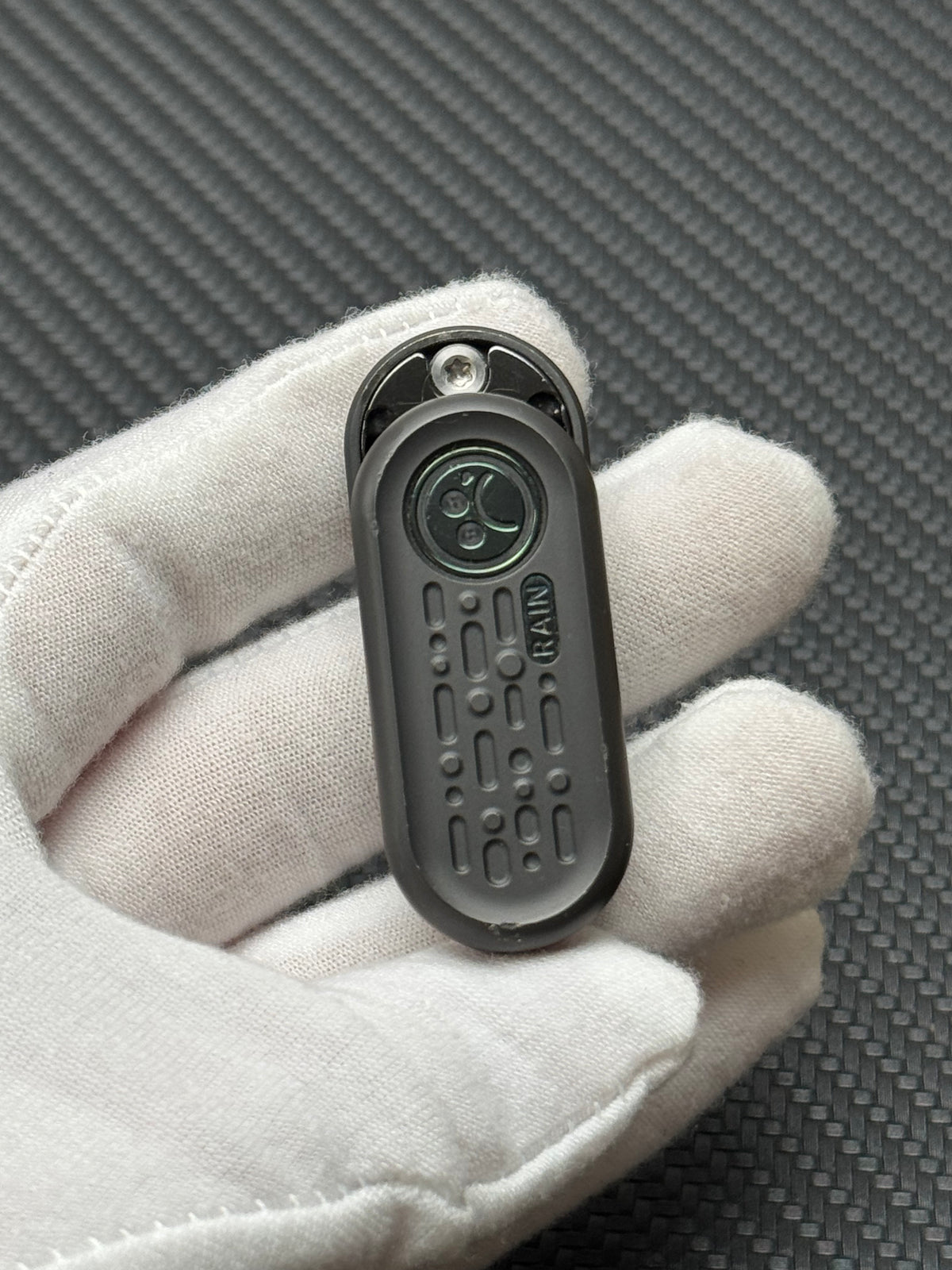 Top B Rain Zirconium