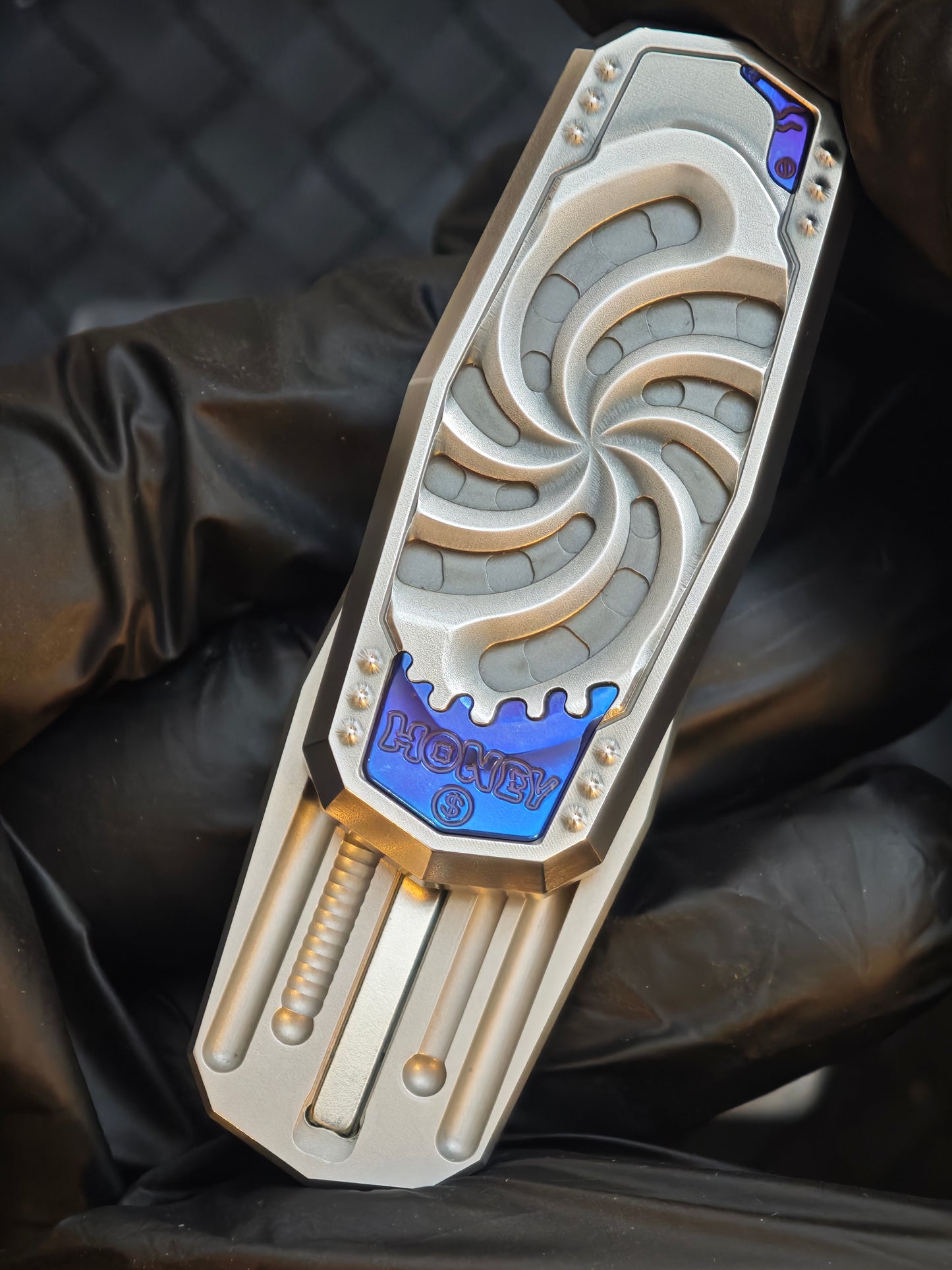 Monolith Stainless Steel
