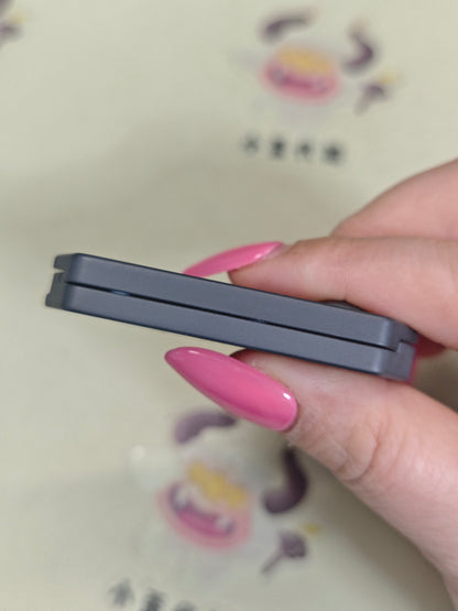 Plane Zirconium