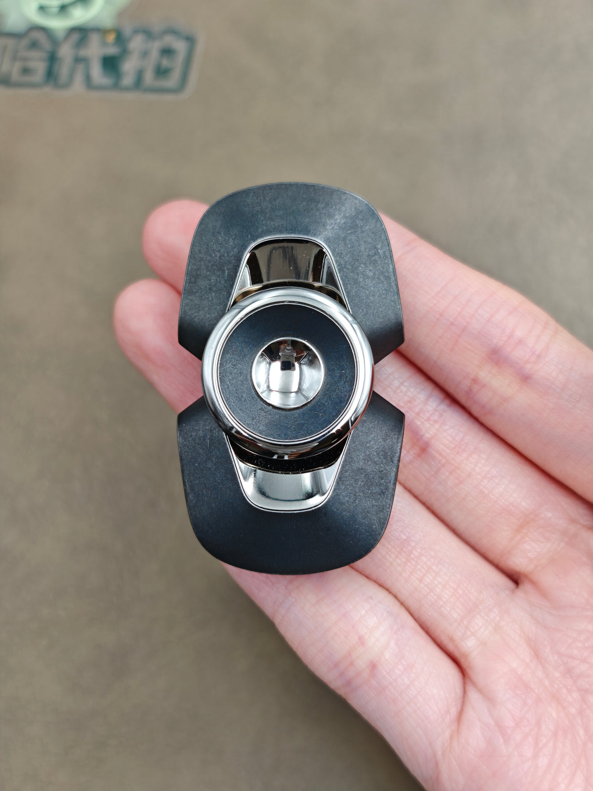 Lentic Stainless Steel