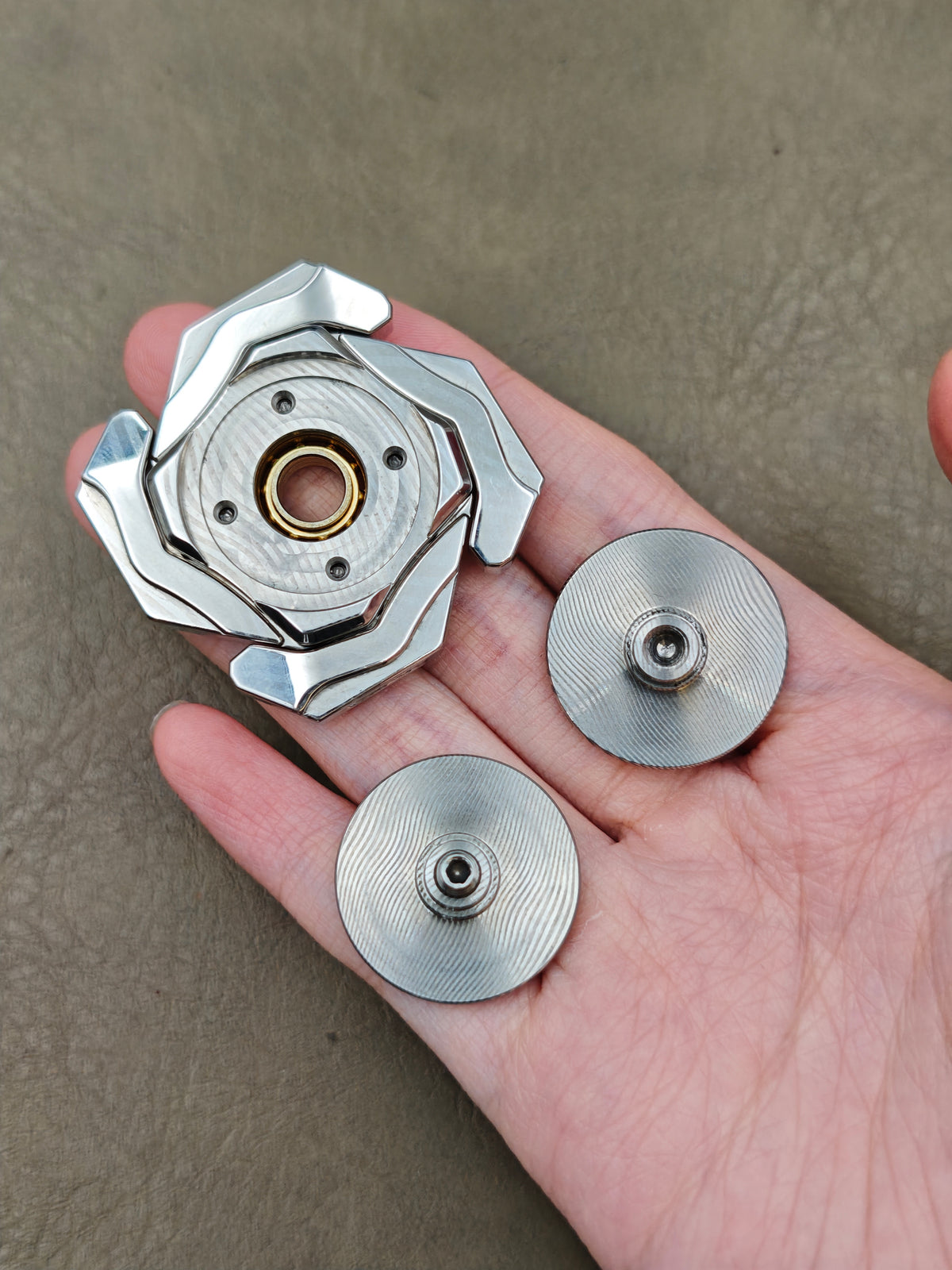 Haze Shell Opening Damasteel