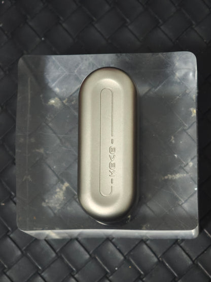 Floating Cloud Titanium