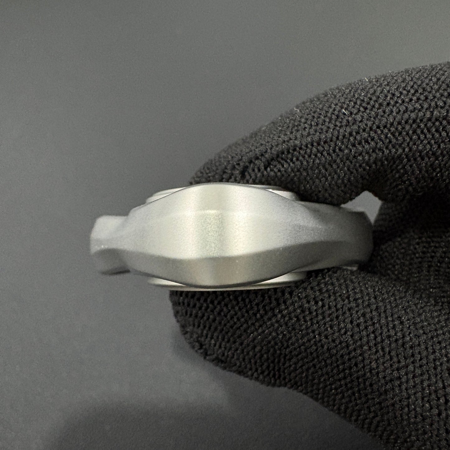 Loop Stratus Stainless Steel