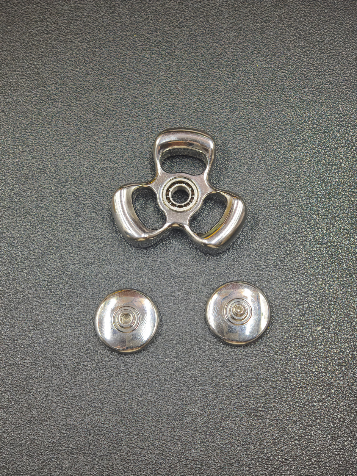 Three-Leaf Horizon OG Stainless Steel