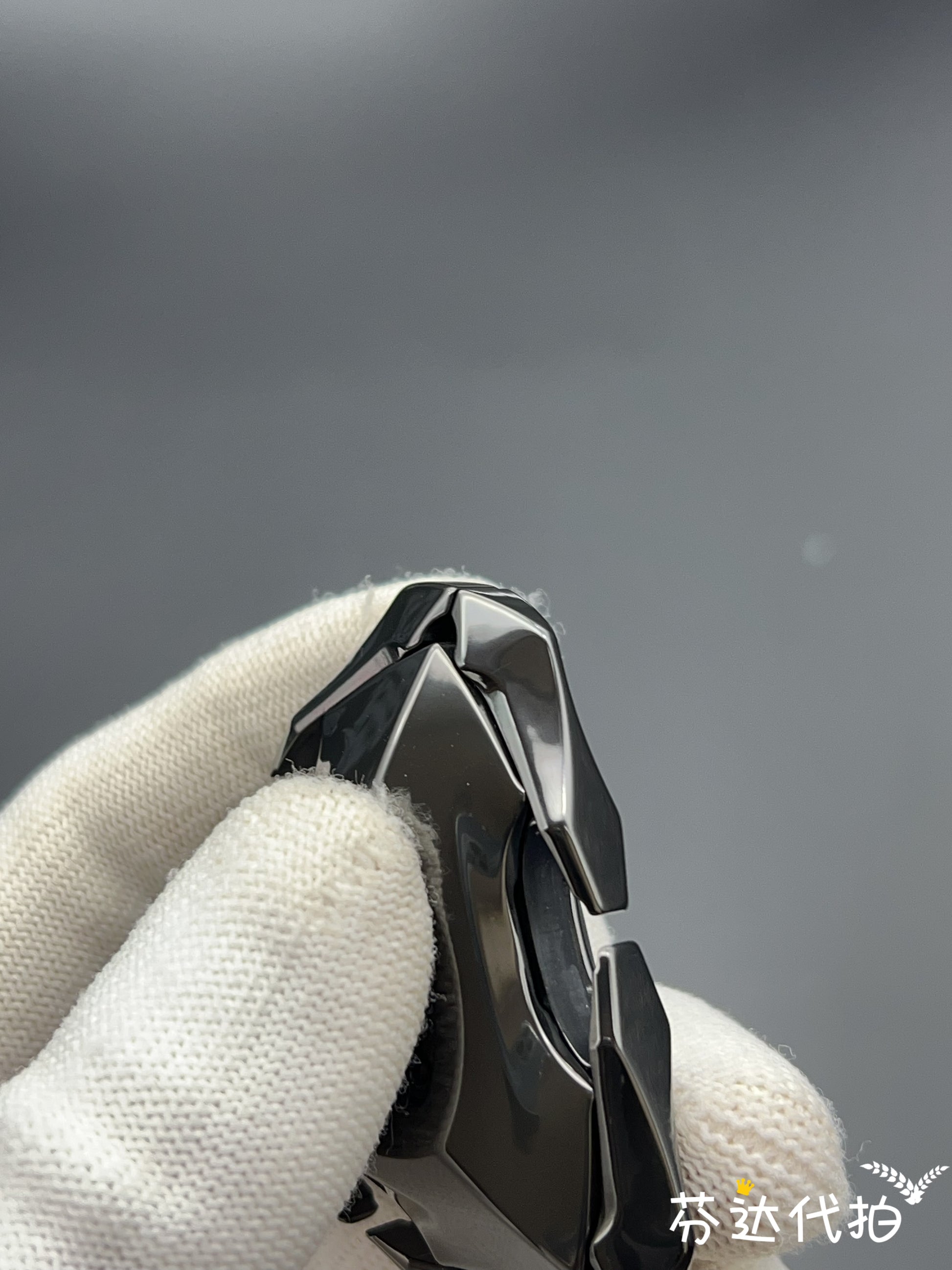 Blade Zirconium