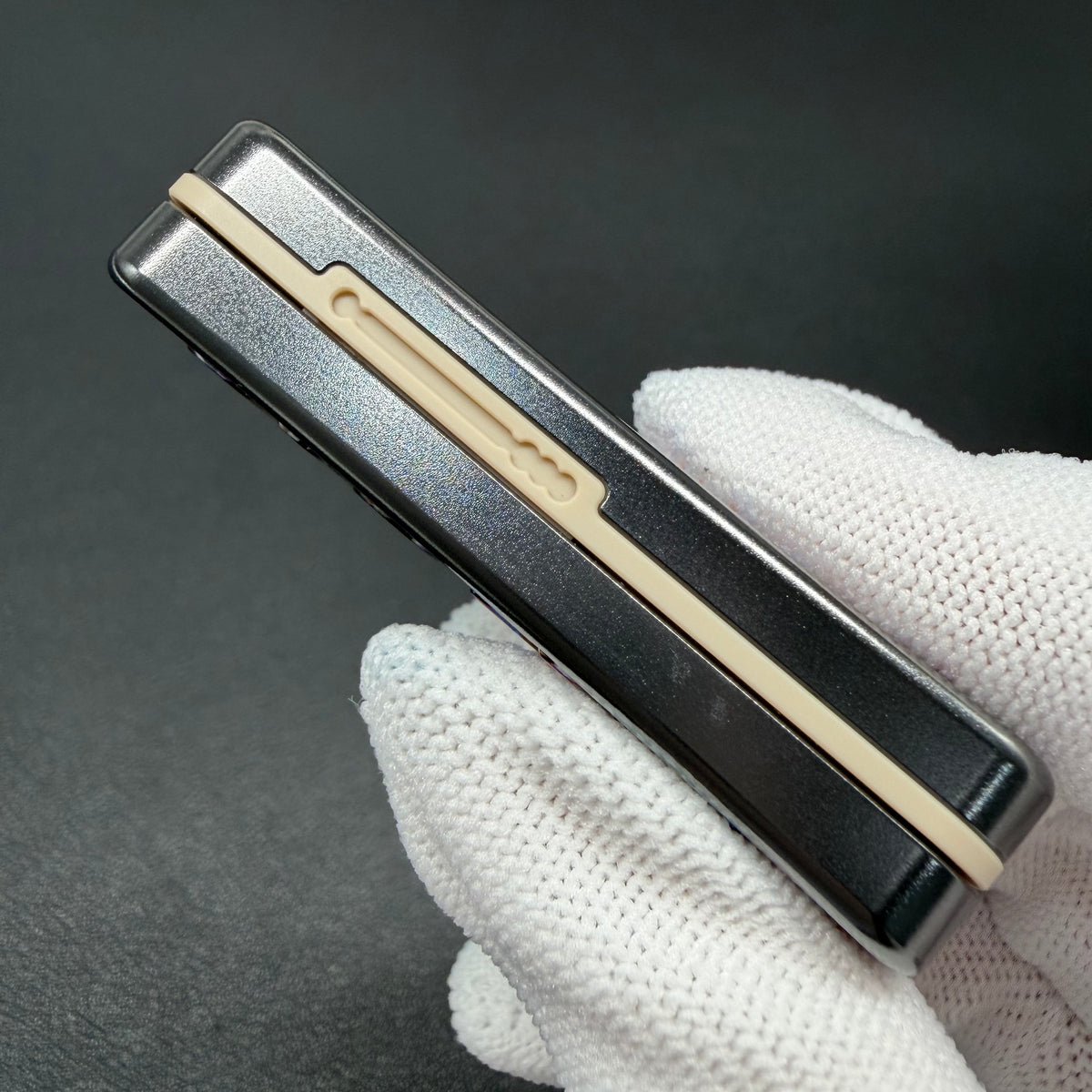 Snake Zirconium