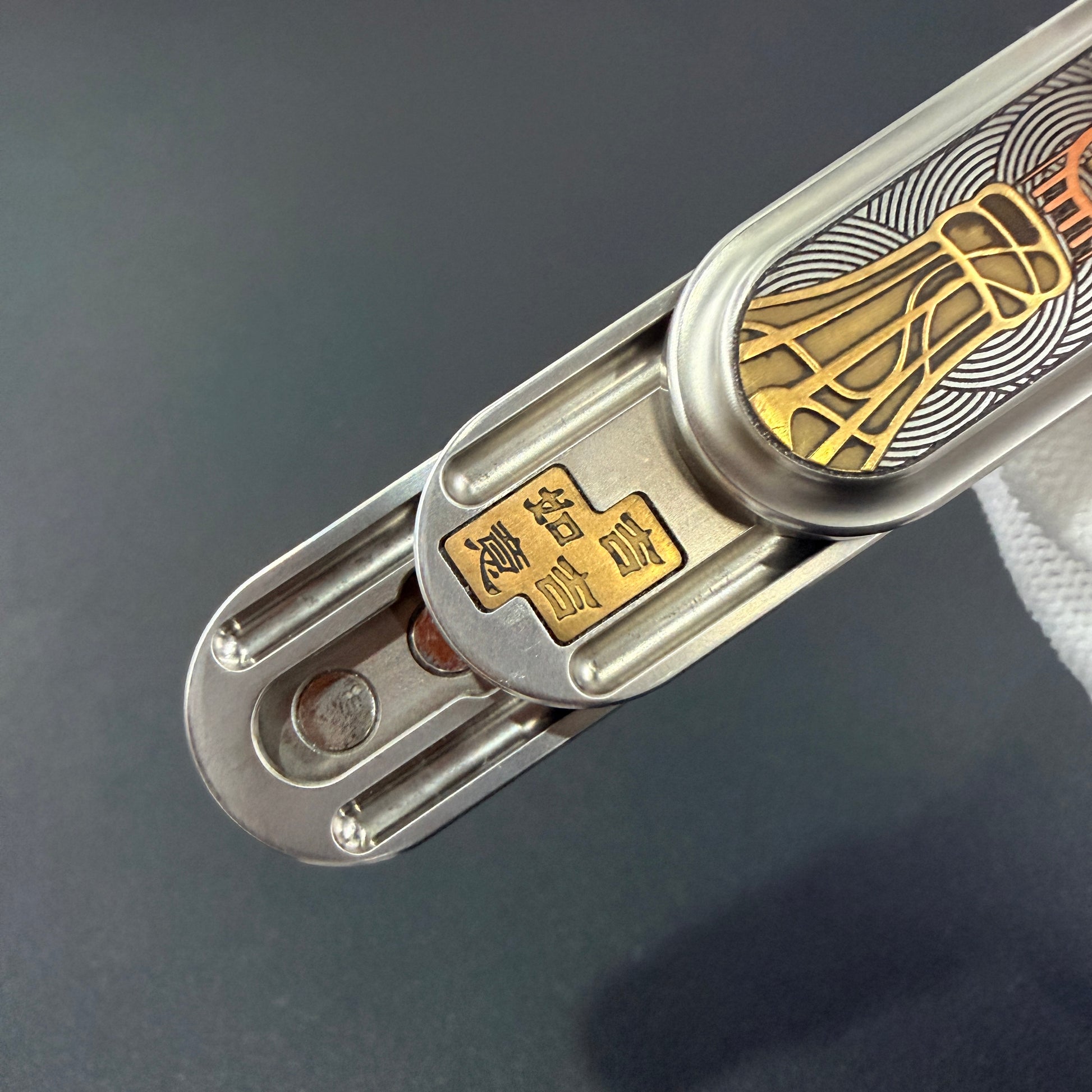 Cola Candy Titanium