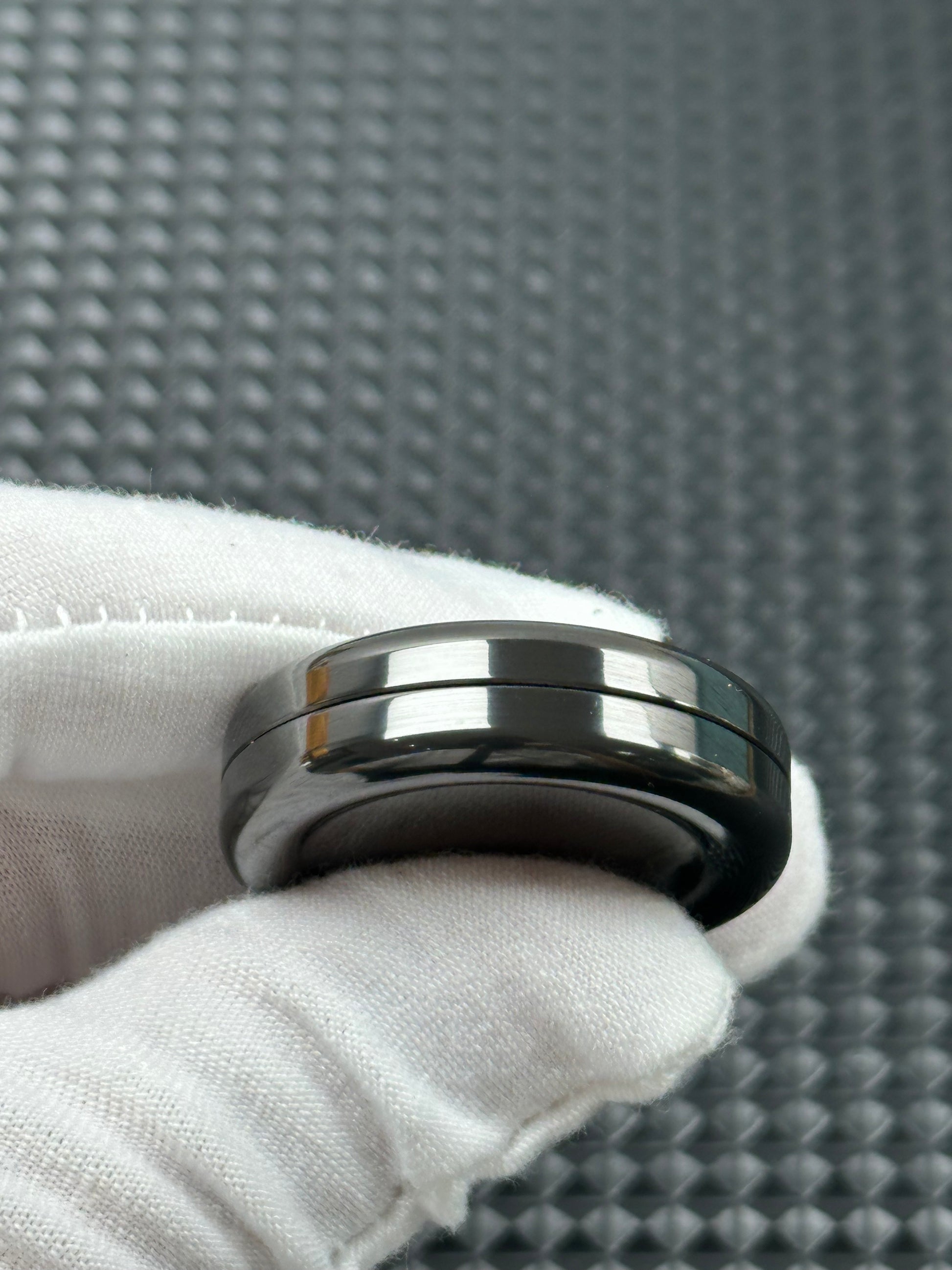 Milk Cap Mini Zirconium Polished
