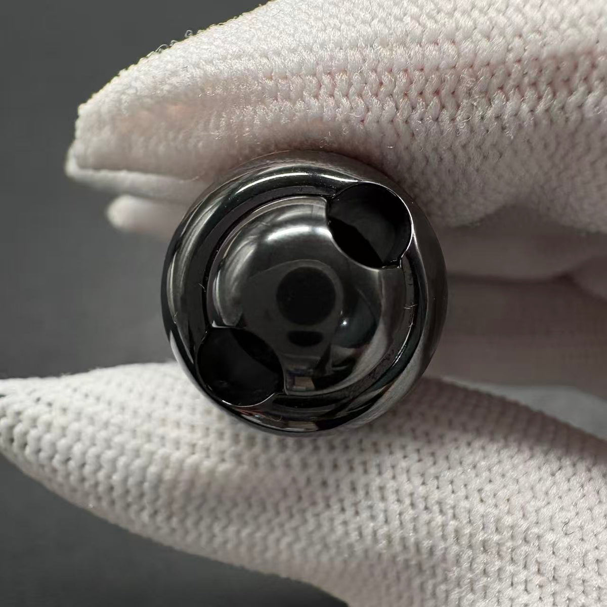 Holy Egg 2.0 Zirconium