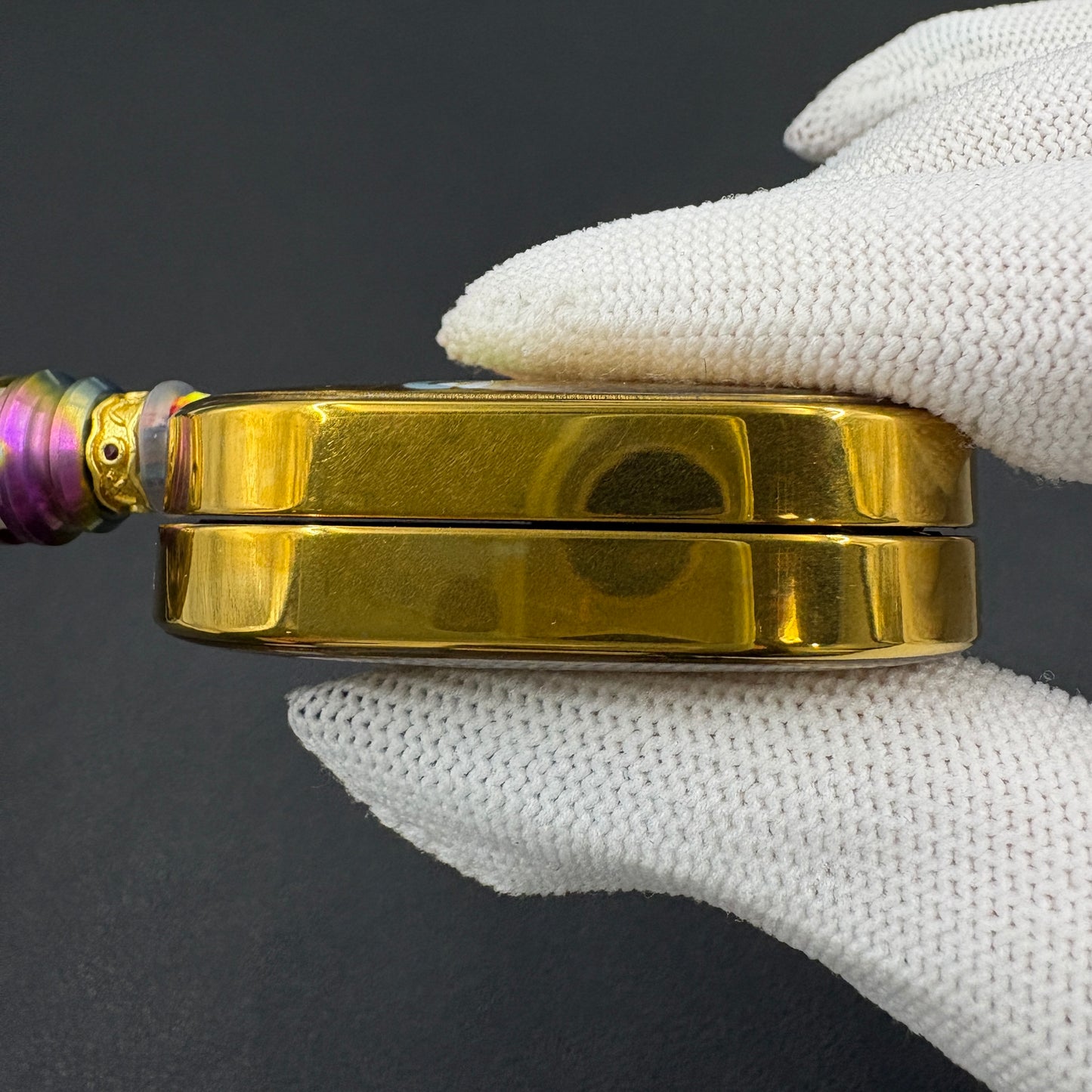 Ling Yun 3.0 Stainless Steel Gold Plated Resin-Sealed