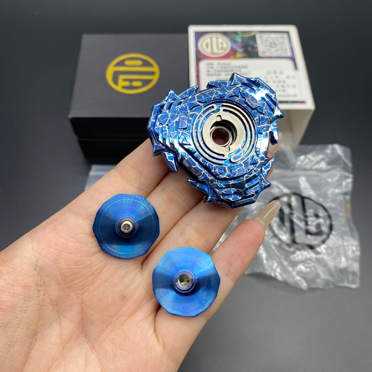 DL EDC LEIYA Titanium
