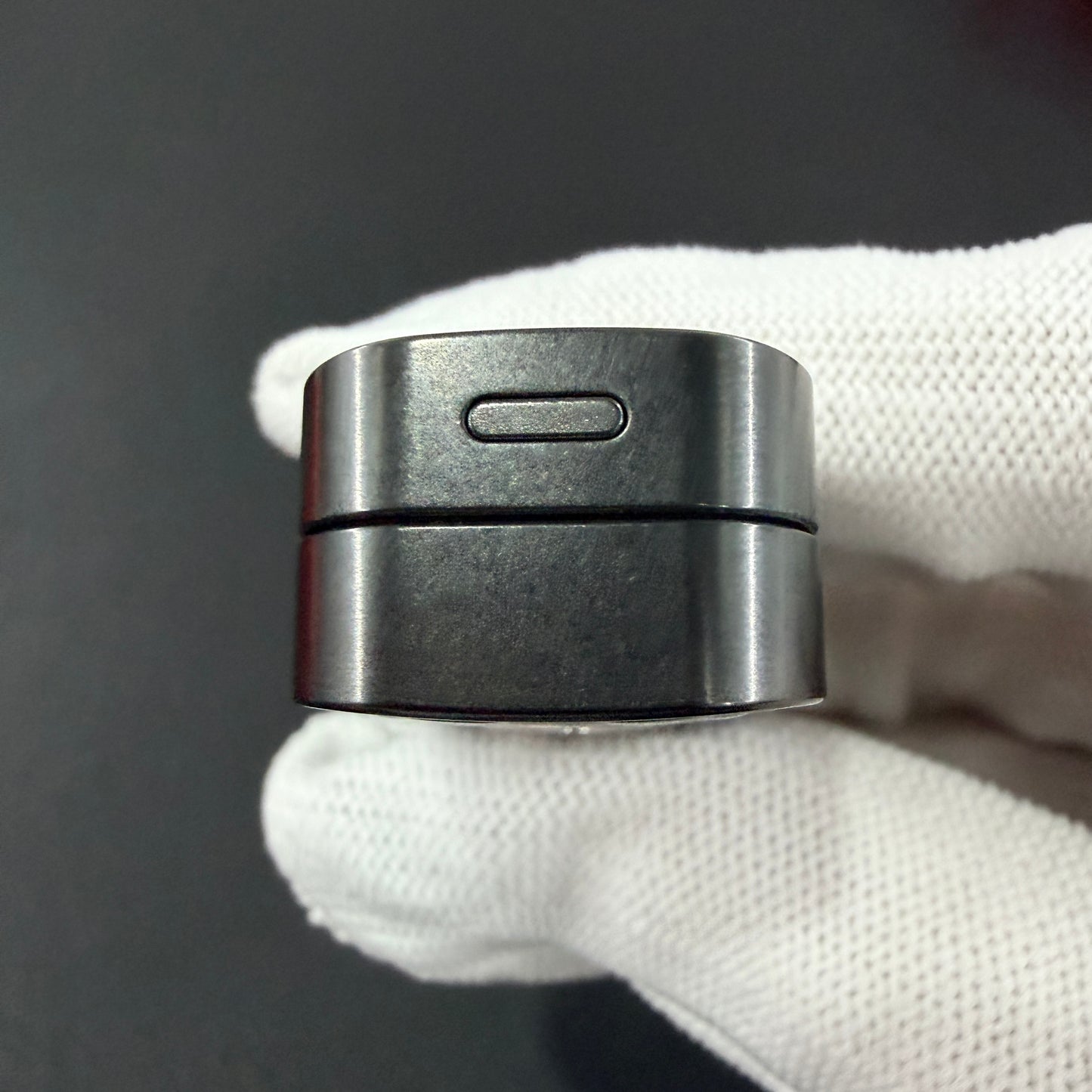 Feng Ling Zirconium