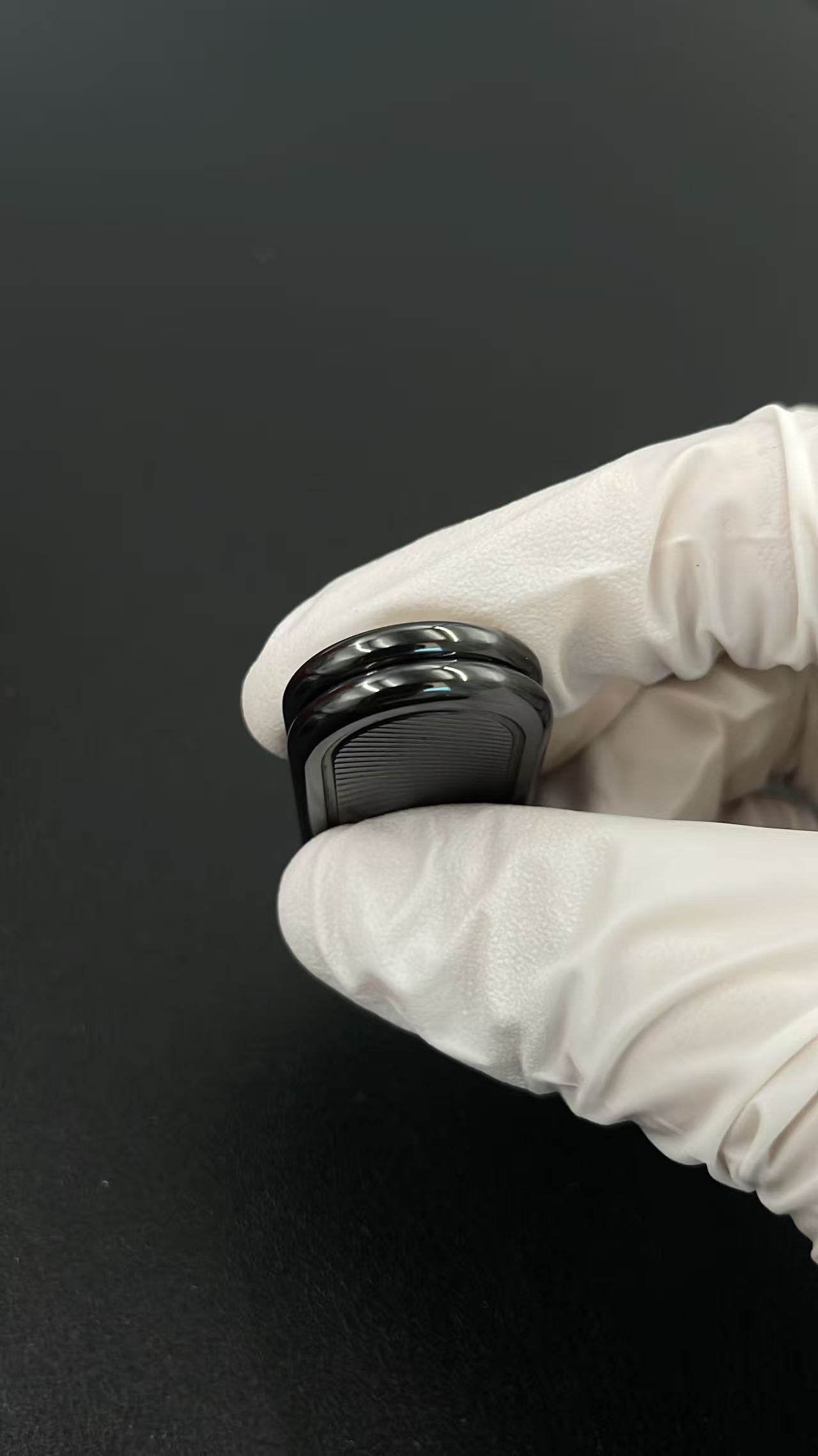 Top H Zirconium
