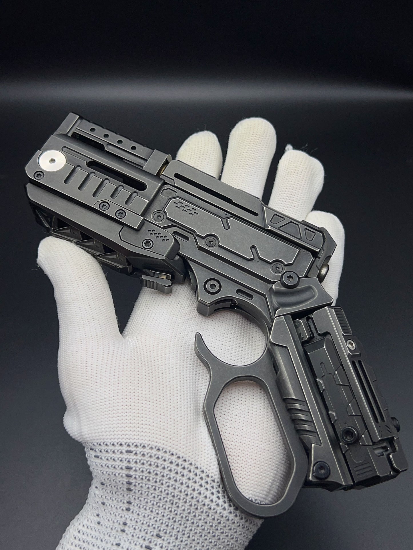 Fang PEI Titanium