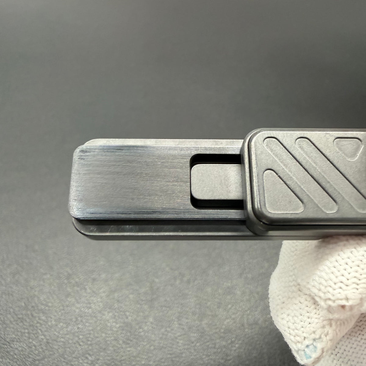 Yaozai Zirconium