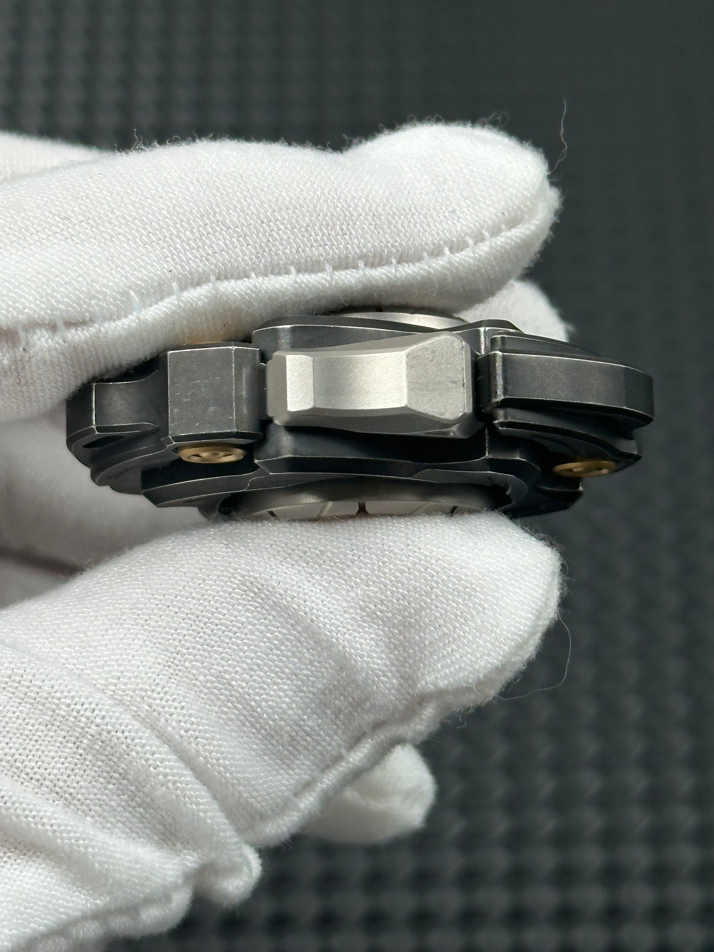 Azure Bird Stainless Steel Limited 40