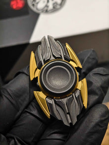 Dark Shell Opening Stainless Steel