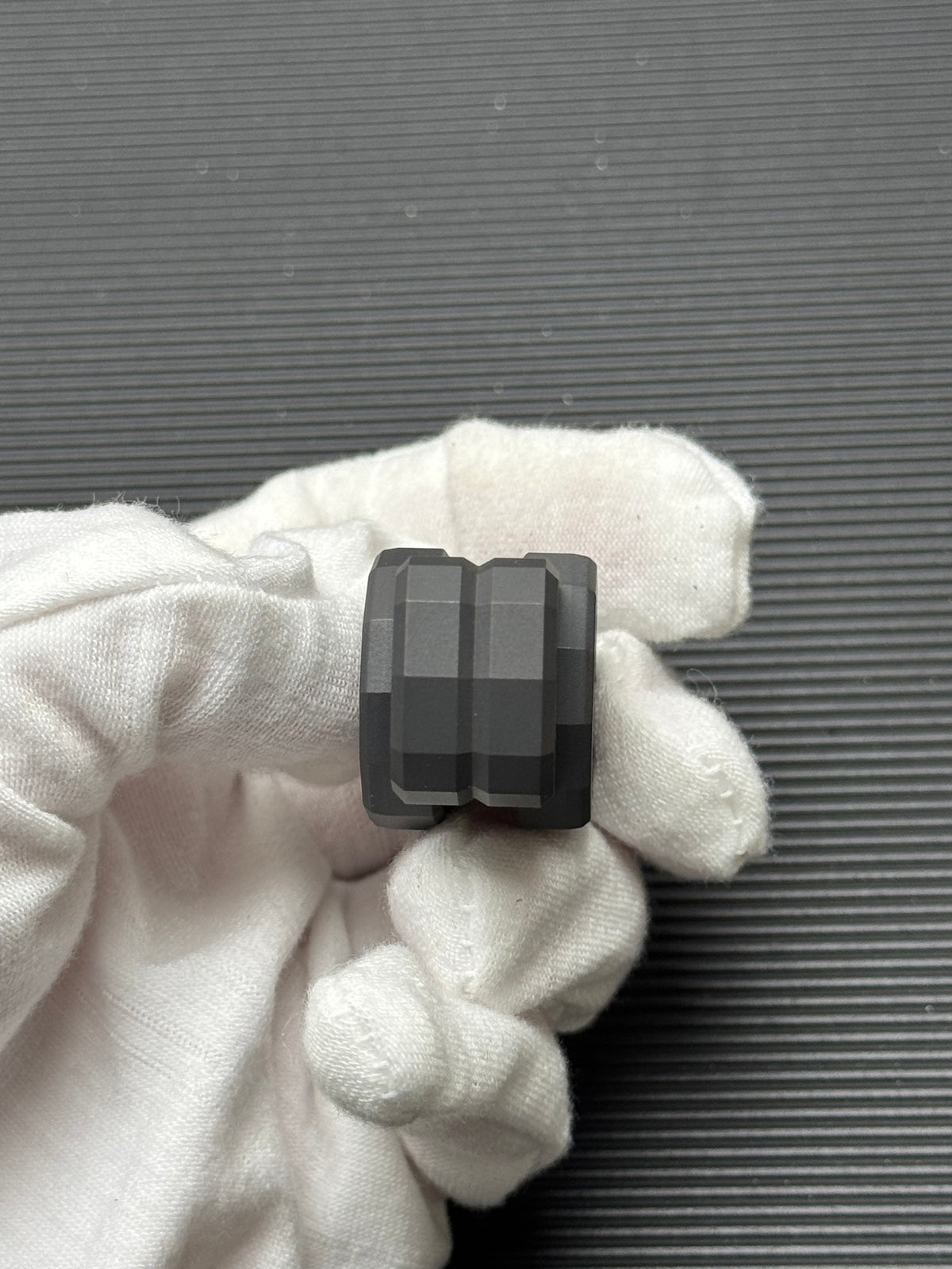 N7 Zirconium