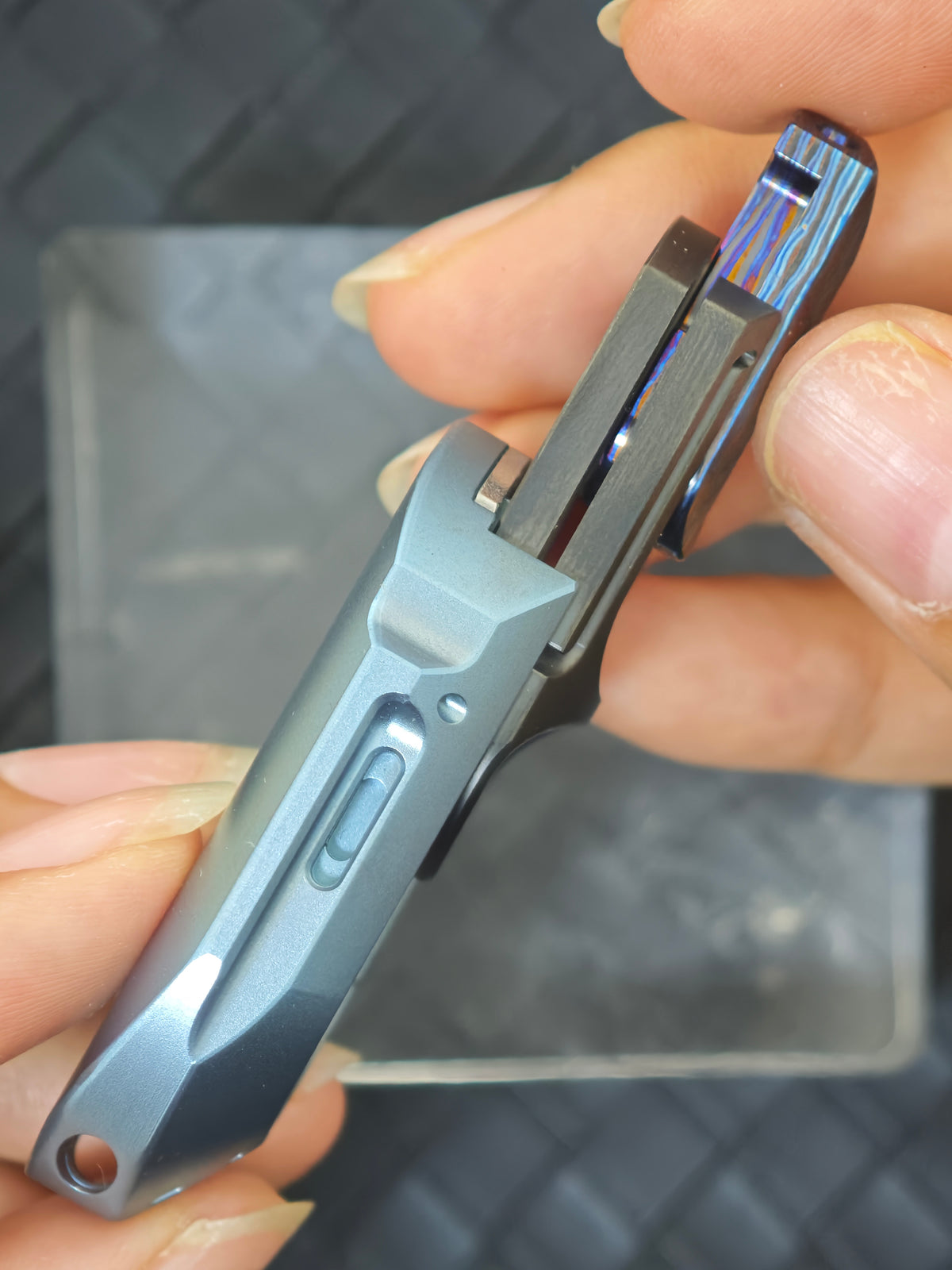 Roche Strike Titanium