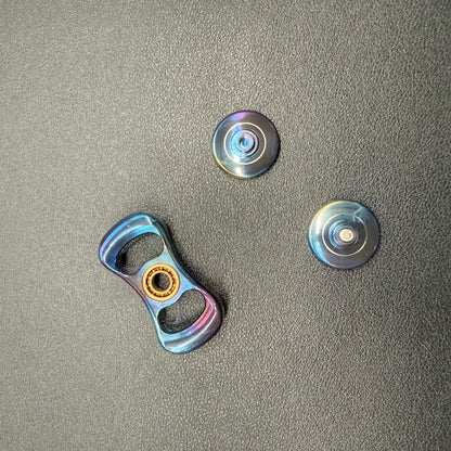 Two-Leaf Horizon Zirconium Oil Slick