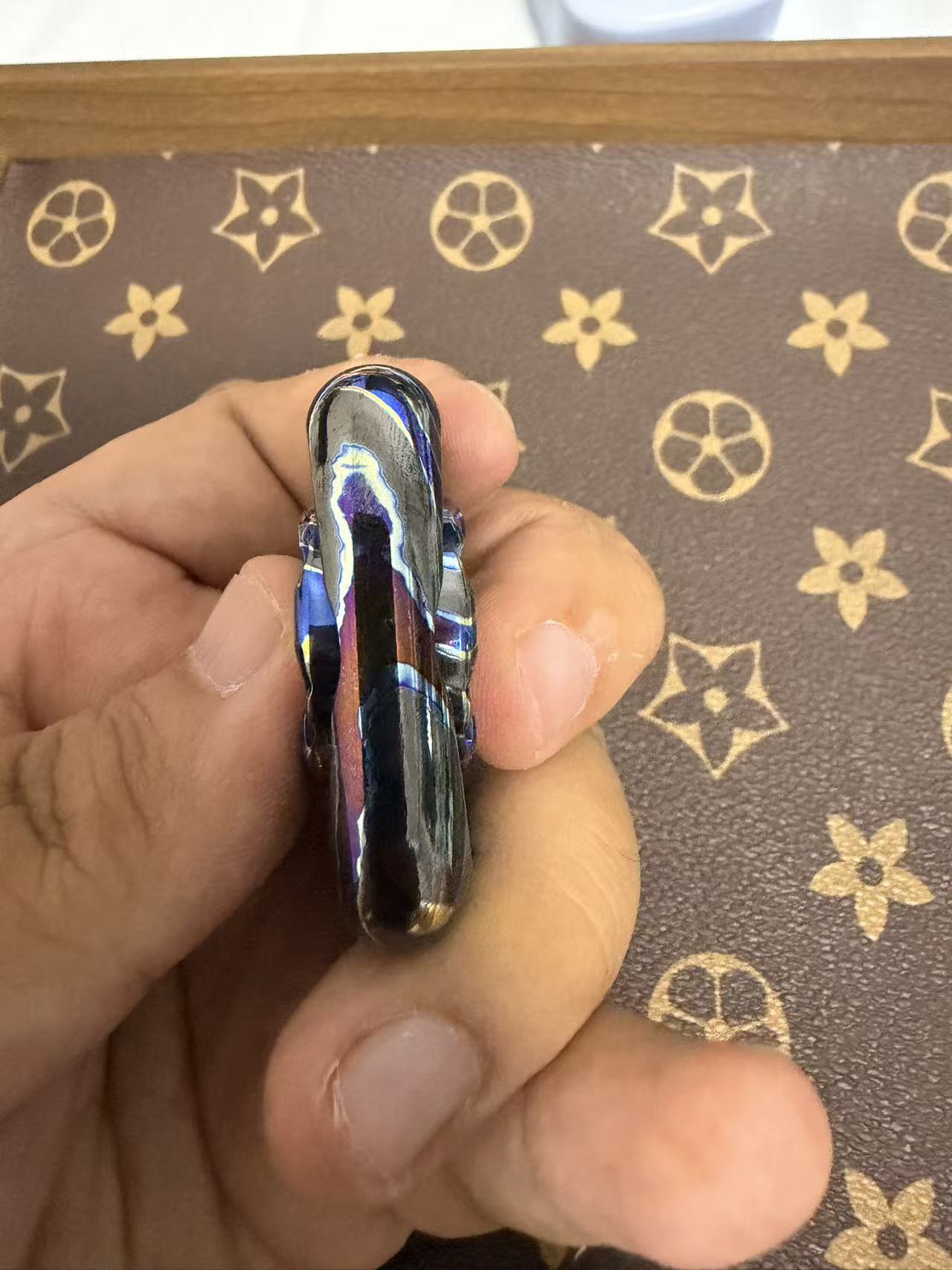Ark Zircuti