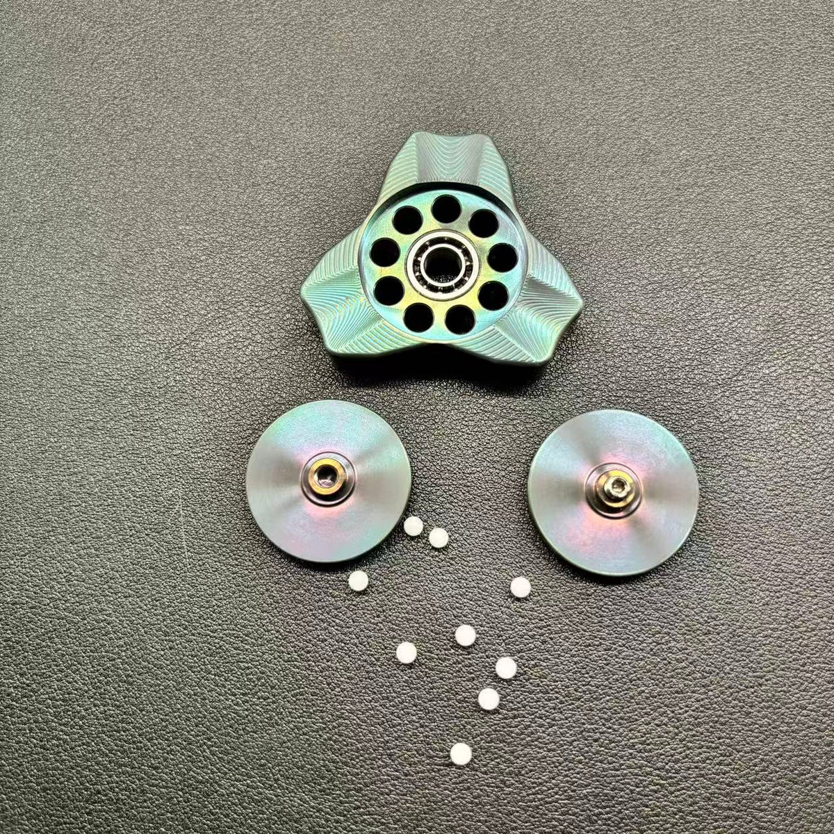 Mama Boat Zirconium Oil Slick