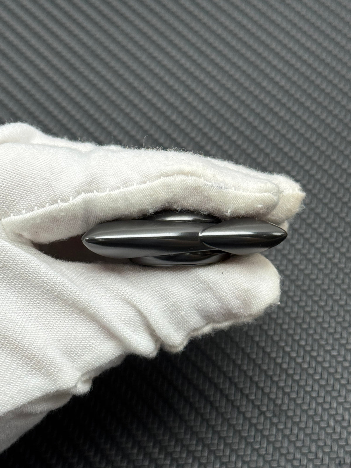 Wind Zirconium