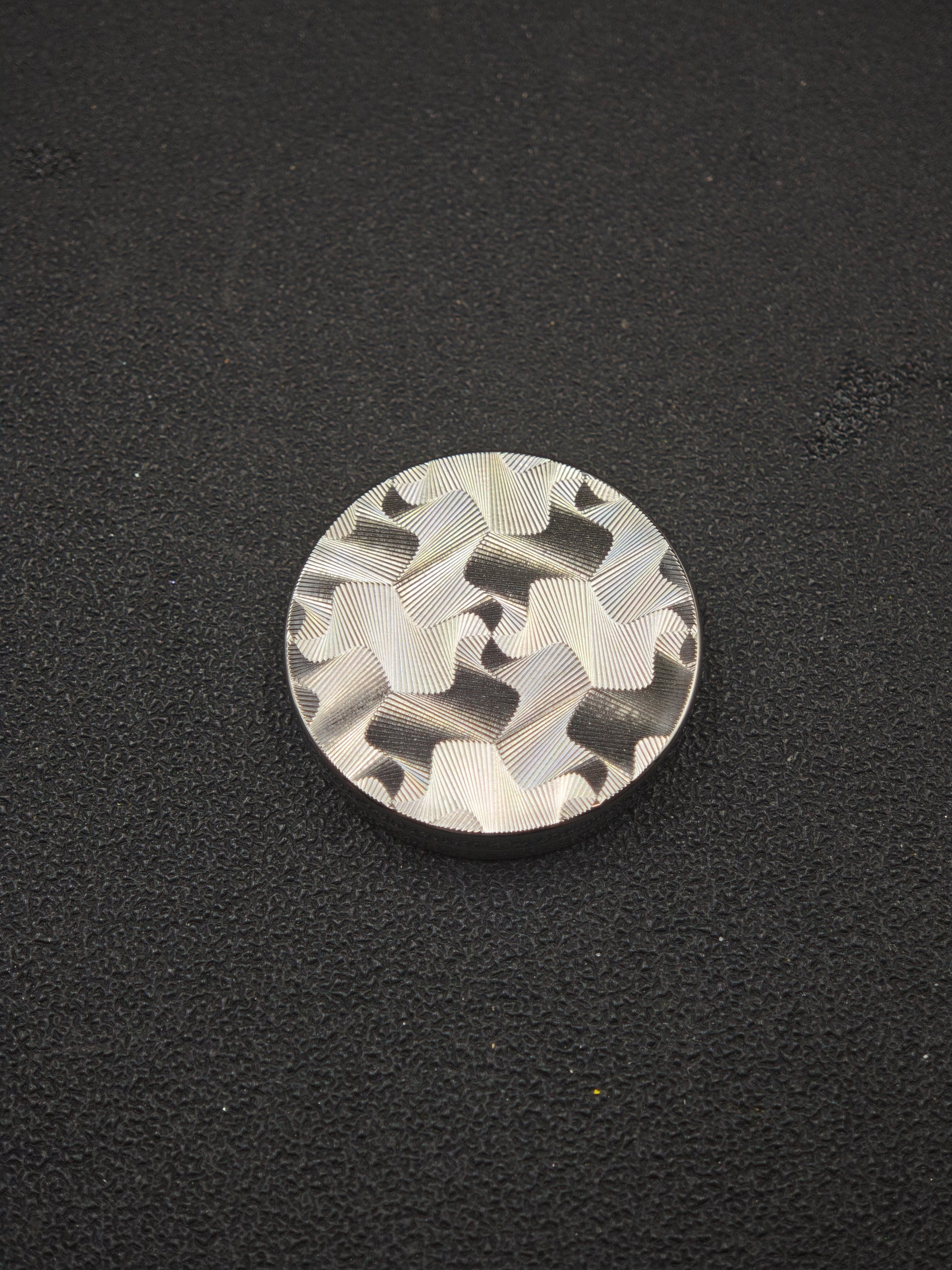 Guilloch Titanium