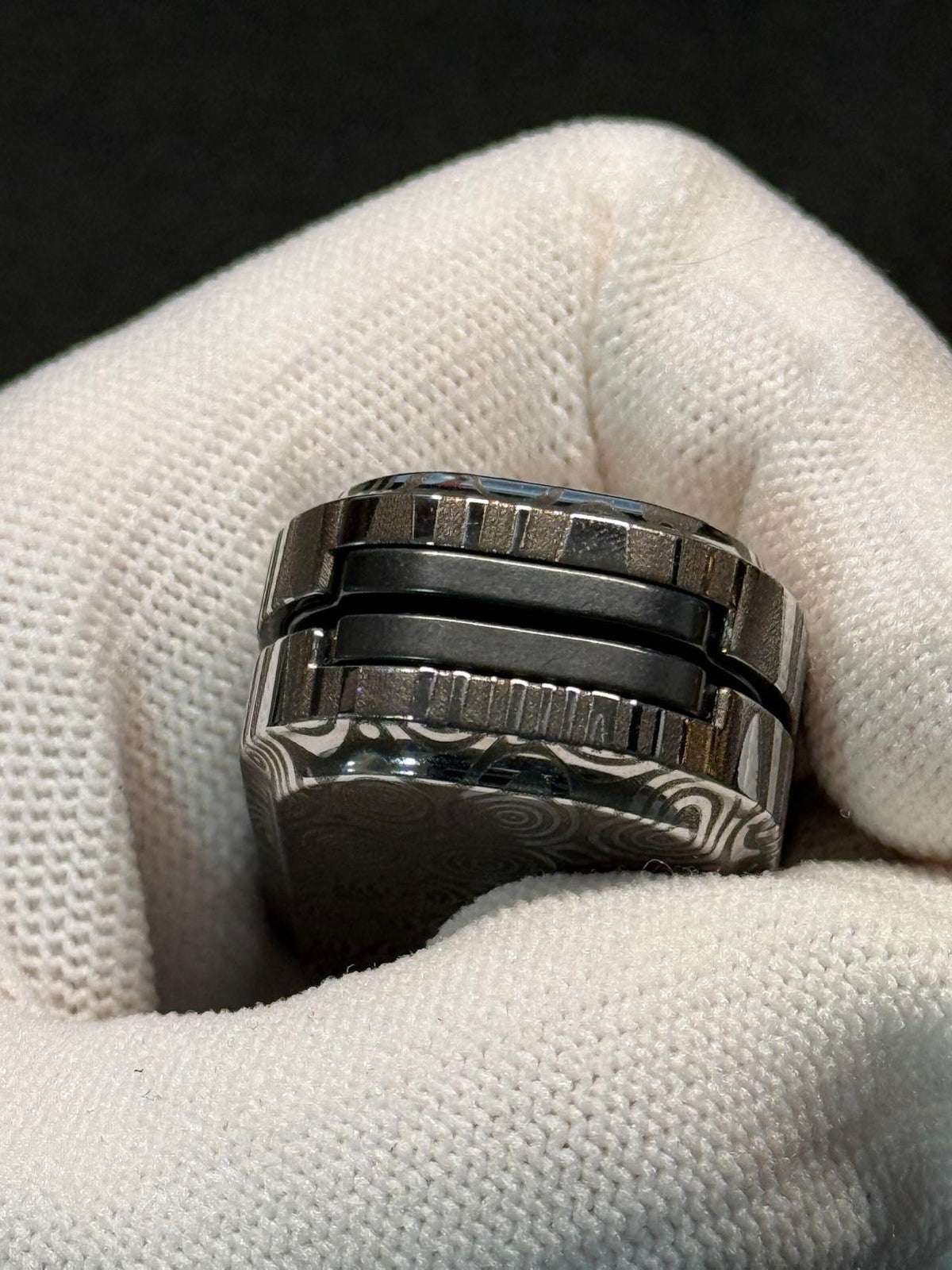 No.11 Shell Stainless Steel Engraved Polished