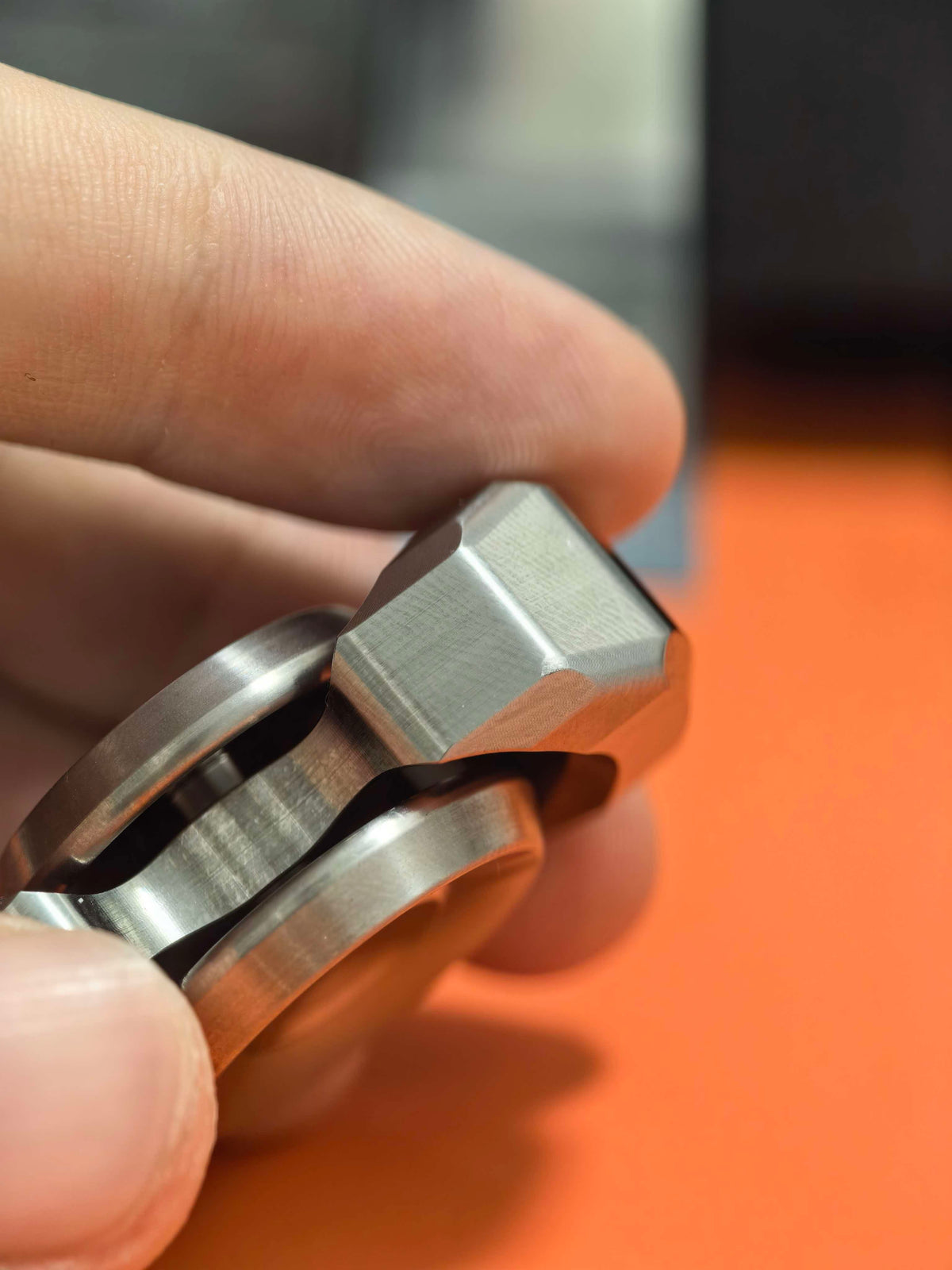Whisper Duo Titanium Machine Finished