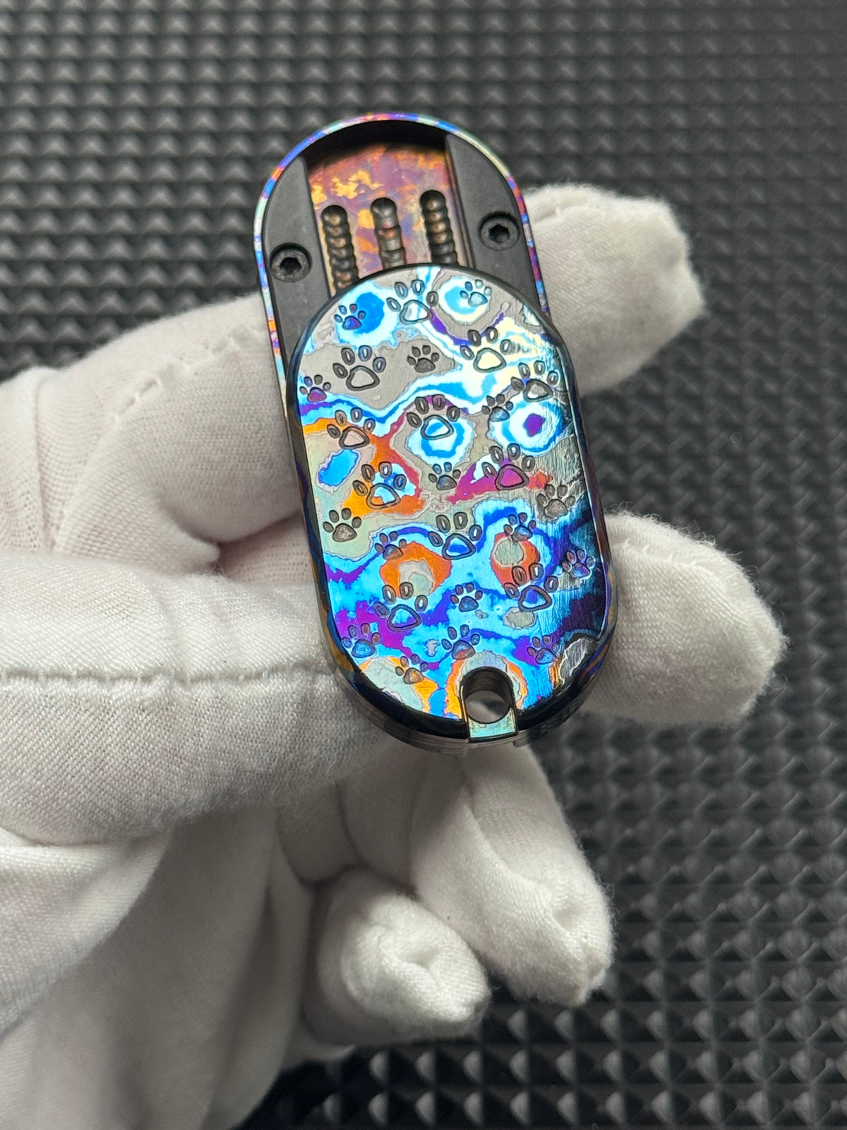 F2 Zircuti
