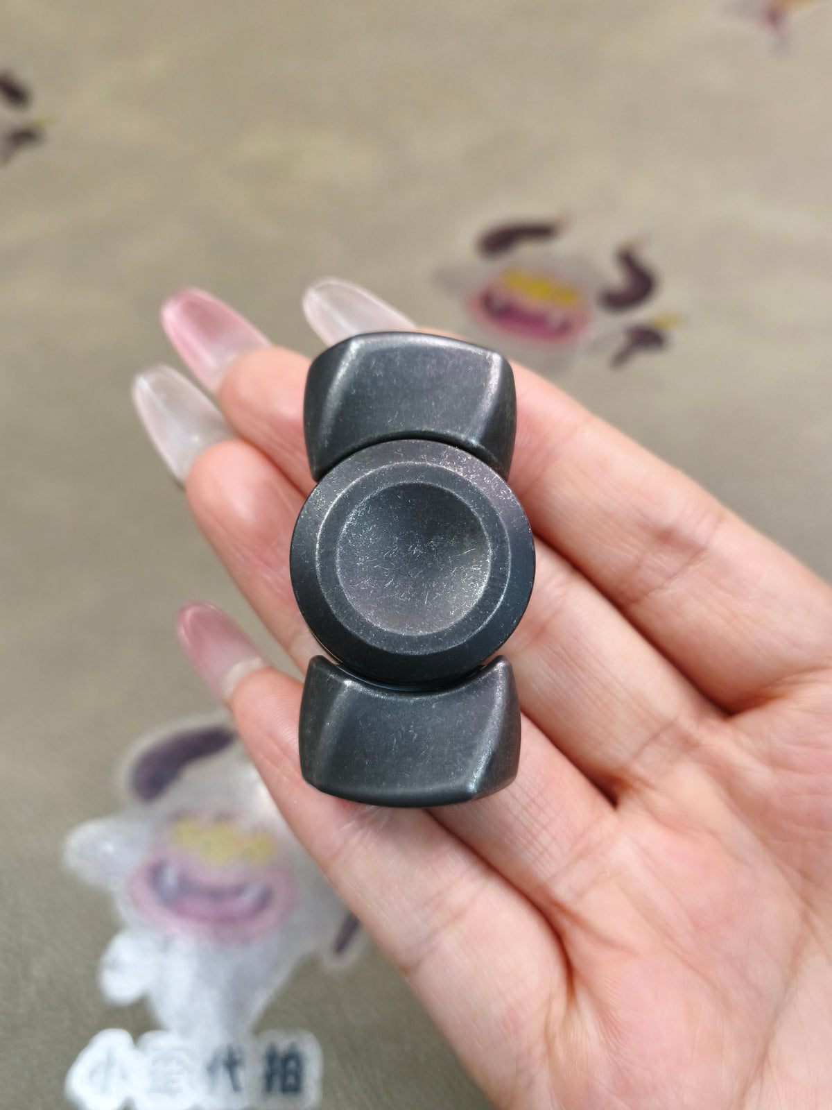 Zhen Stainless Steel Distressed