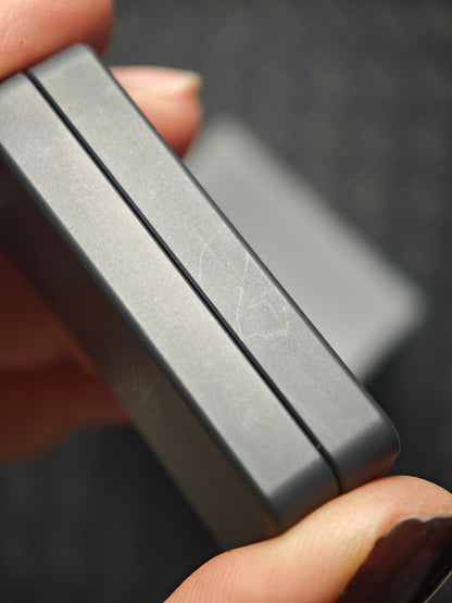 Mute Zirconium