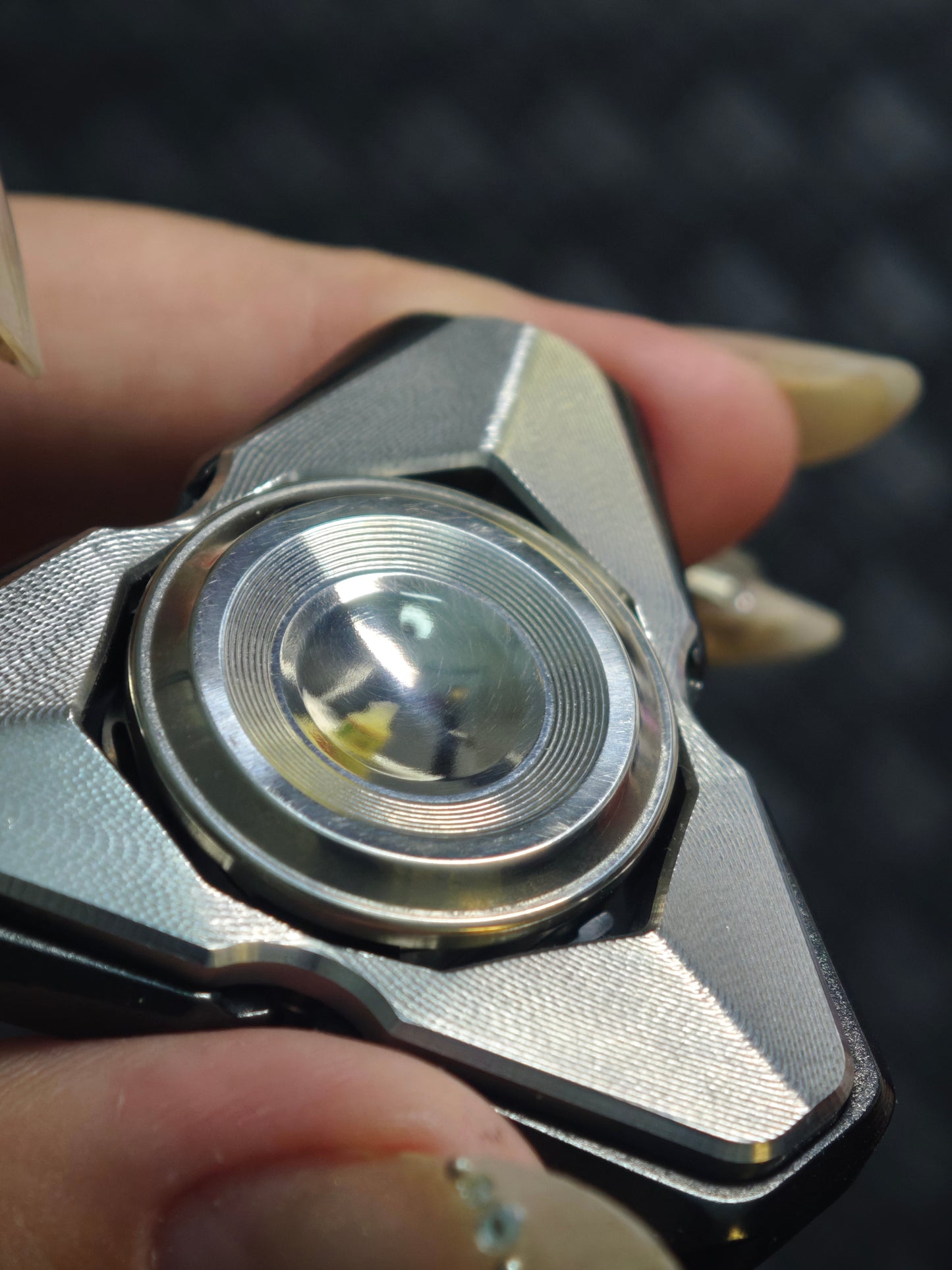 Qs Tungsten Titanium
