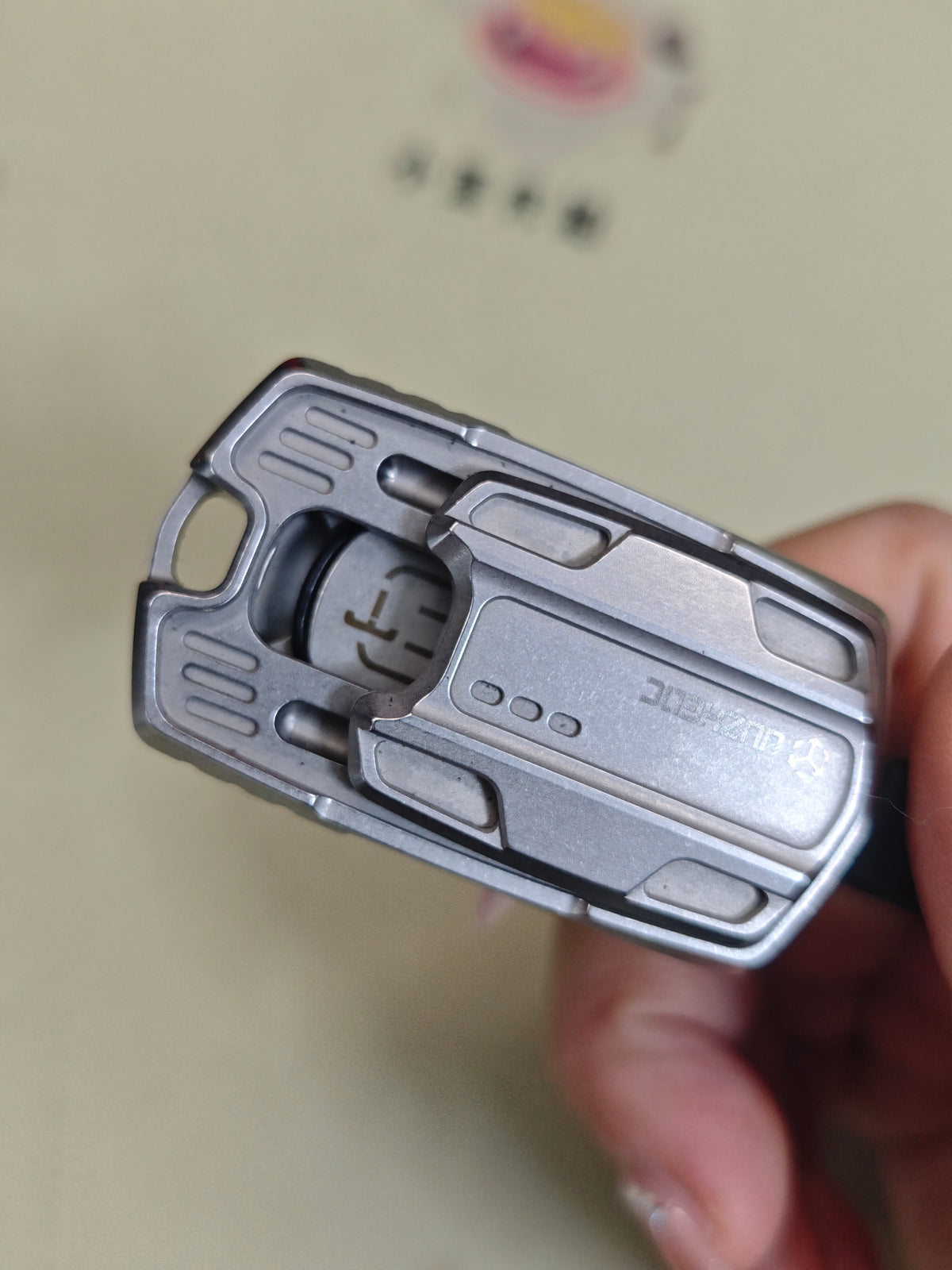 Thousand machines Stainless Steel Stonewashed