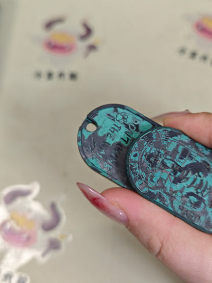 Greedy Cat Carbon Damascus