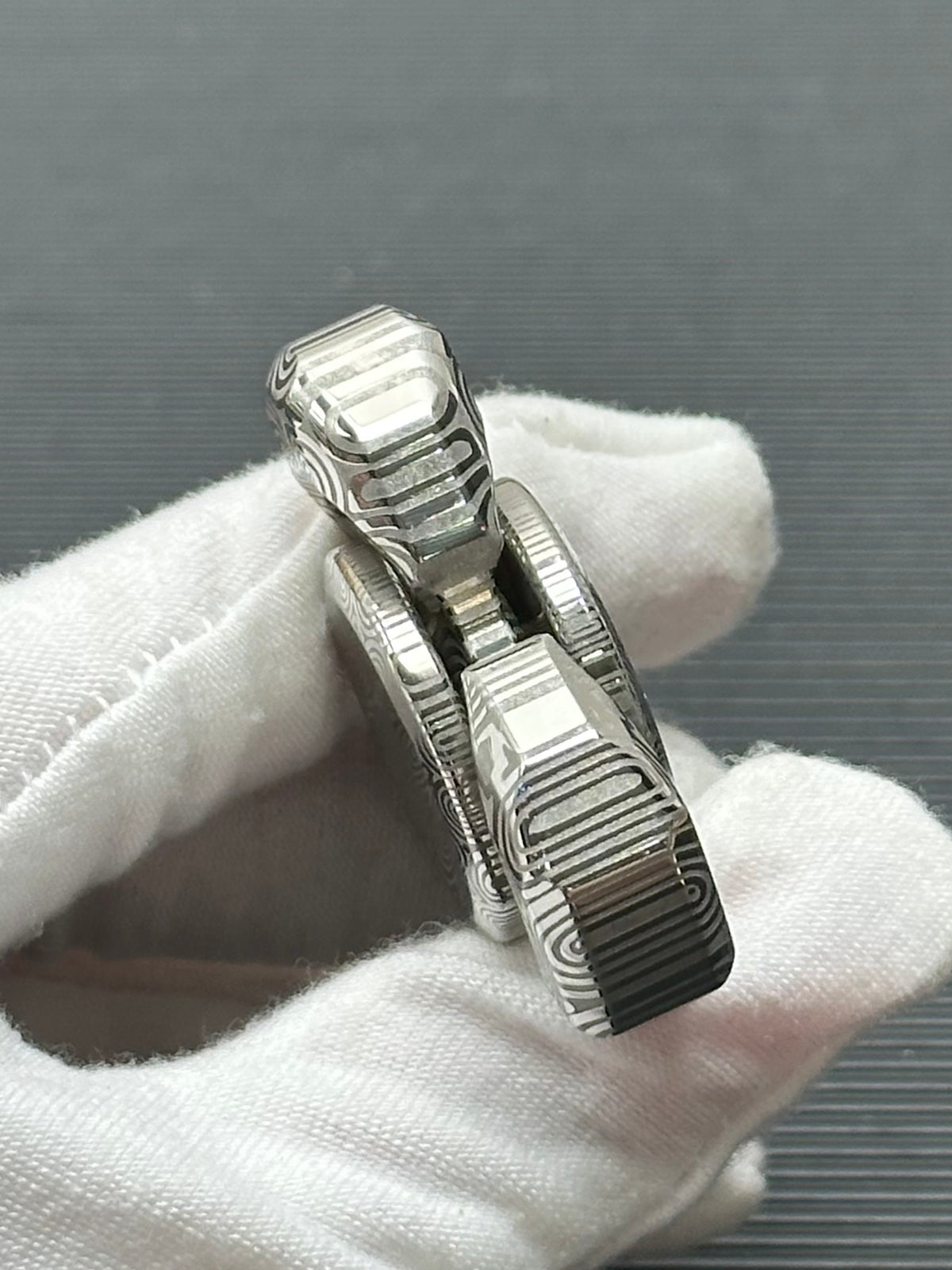 Whisper Duo Damasteel