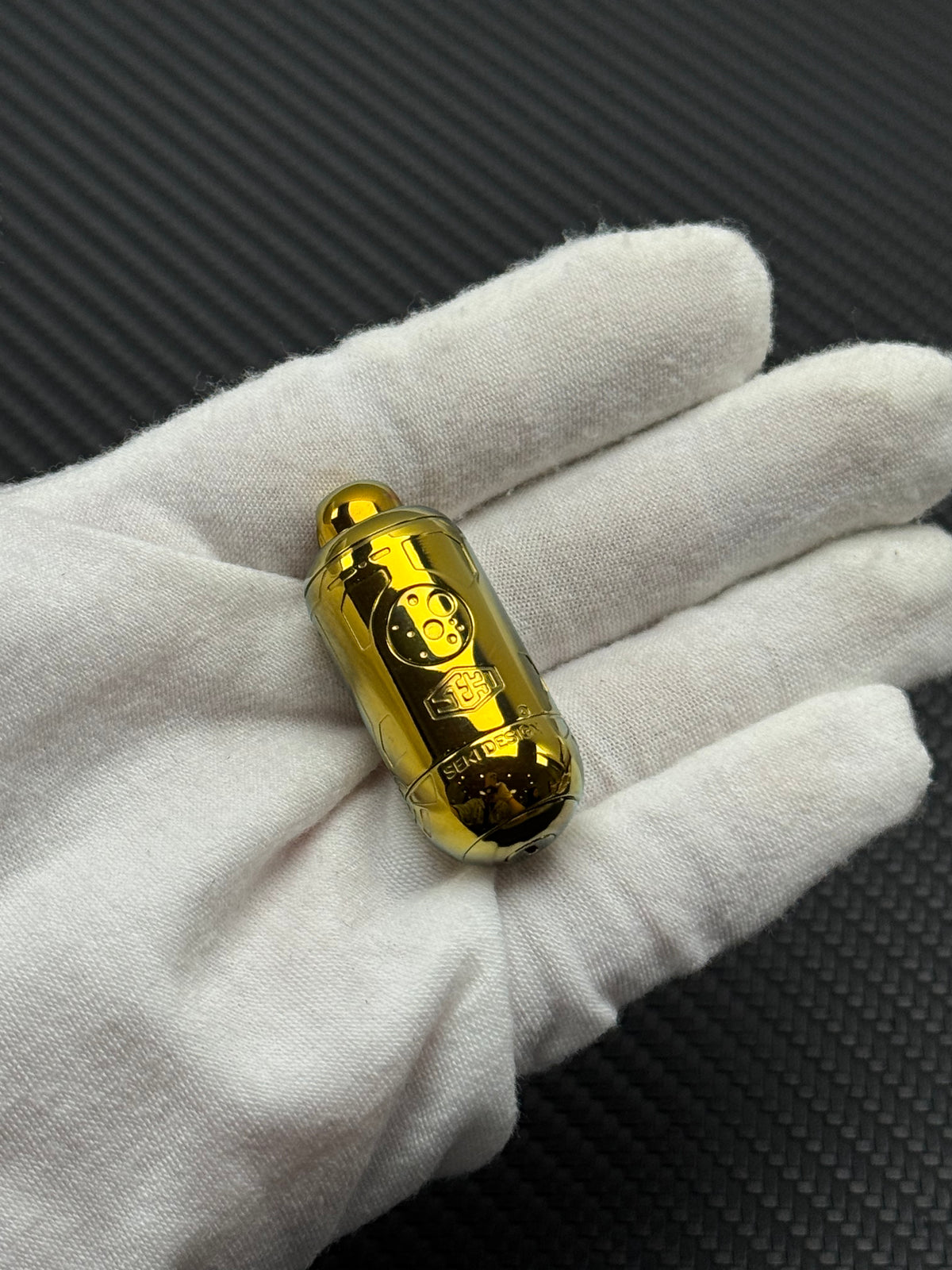 Holy Egg 2.0 Zirconium