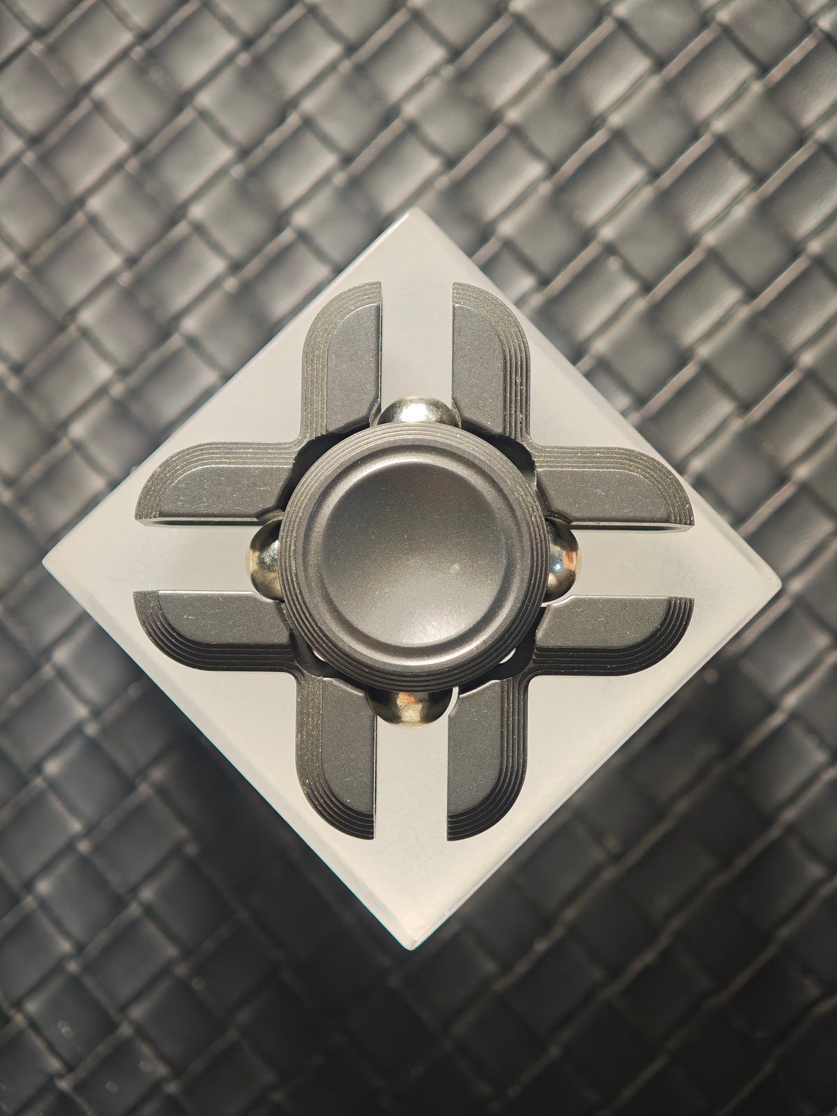 XO Zirconium