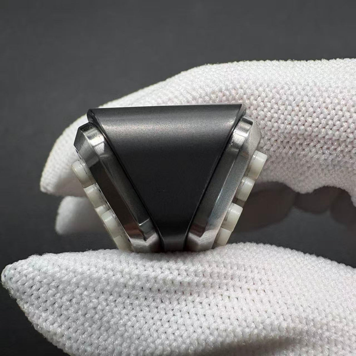 Blast Beetle Press Dome Zirconium