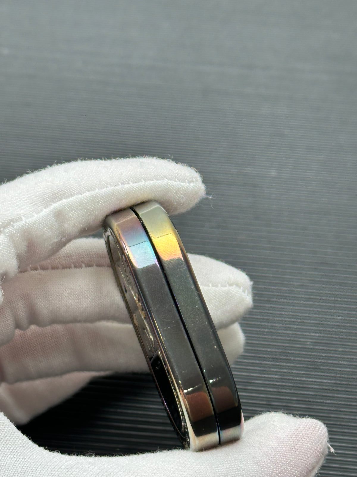 Grumpy Rabbit Rhythm Zirconium Oil Slick