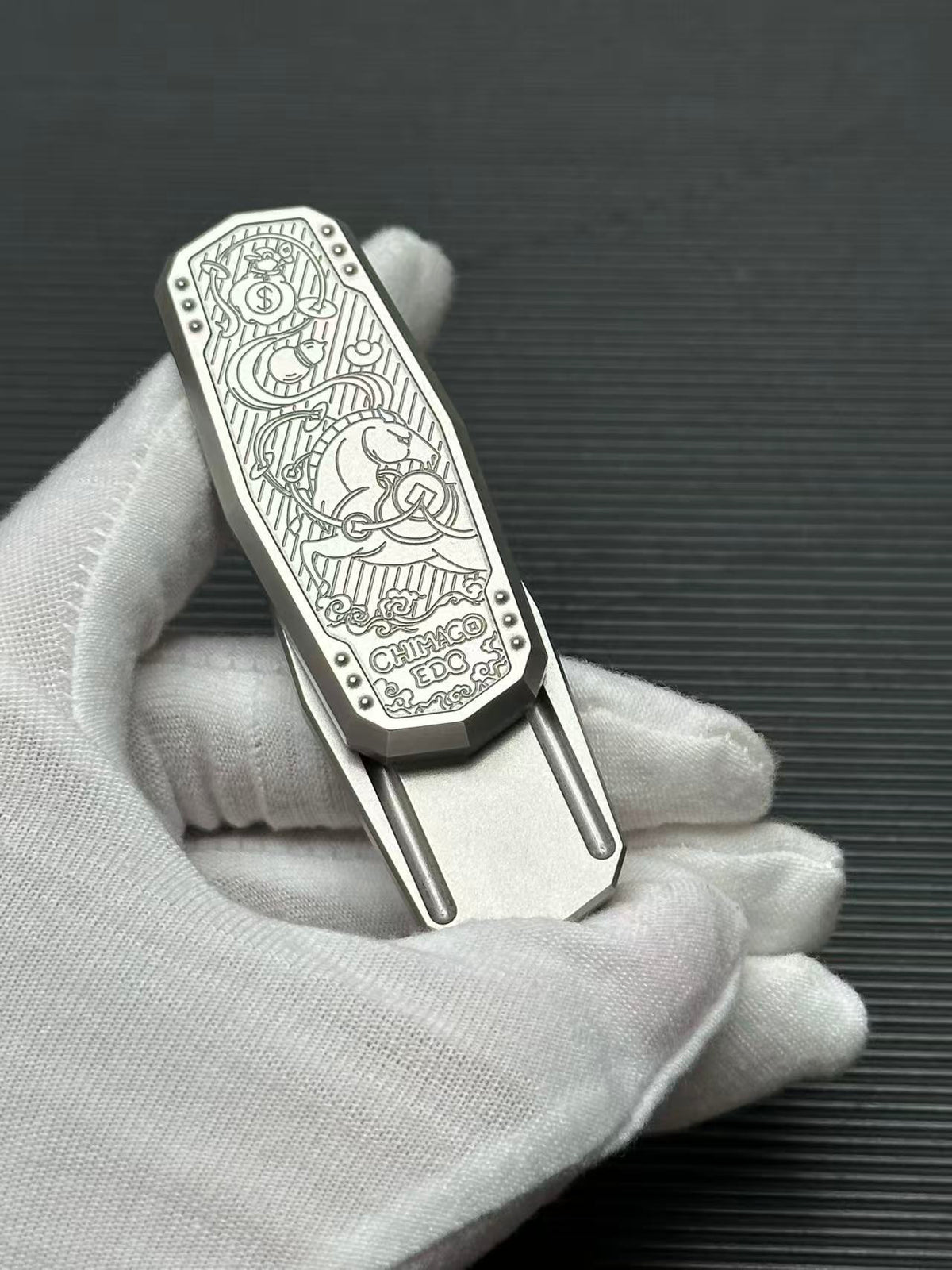 Monolith Stainless Steel