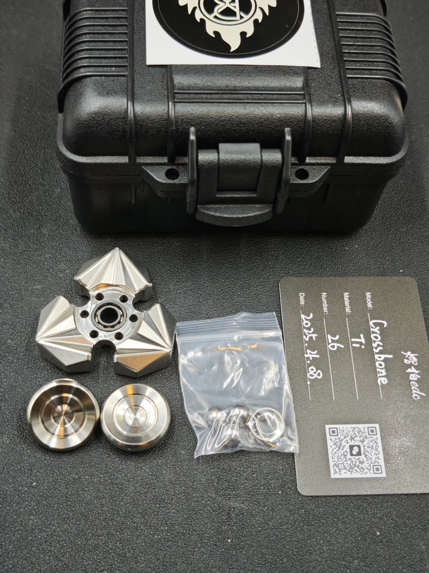 Tri-Leaf Crossbone Titanium