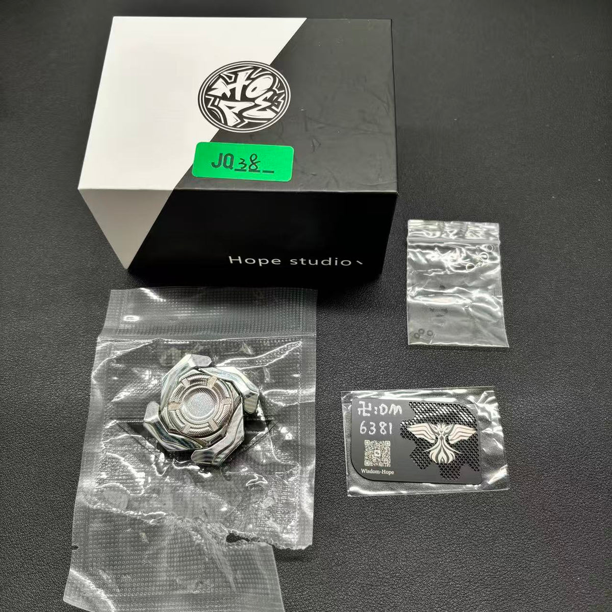 Haze Shell Opening Damasteel
