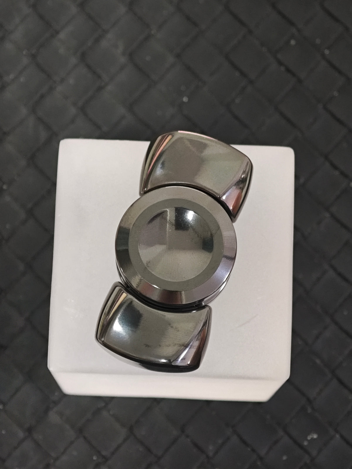 Zhen Zirconium Polished