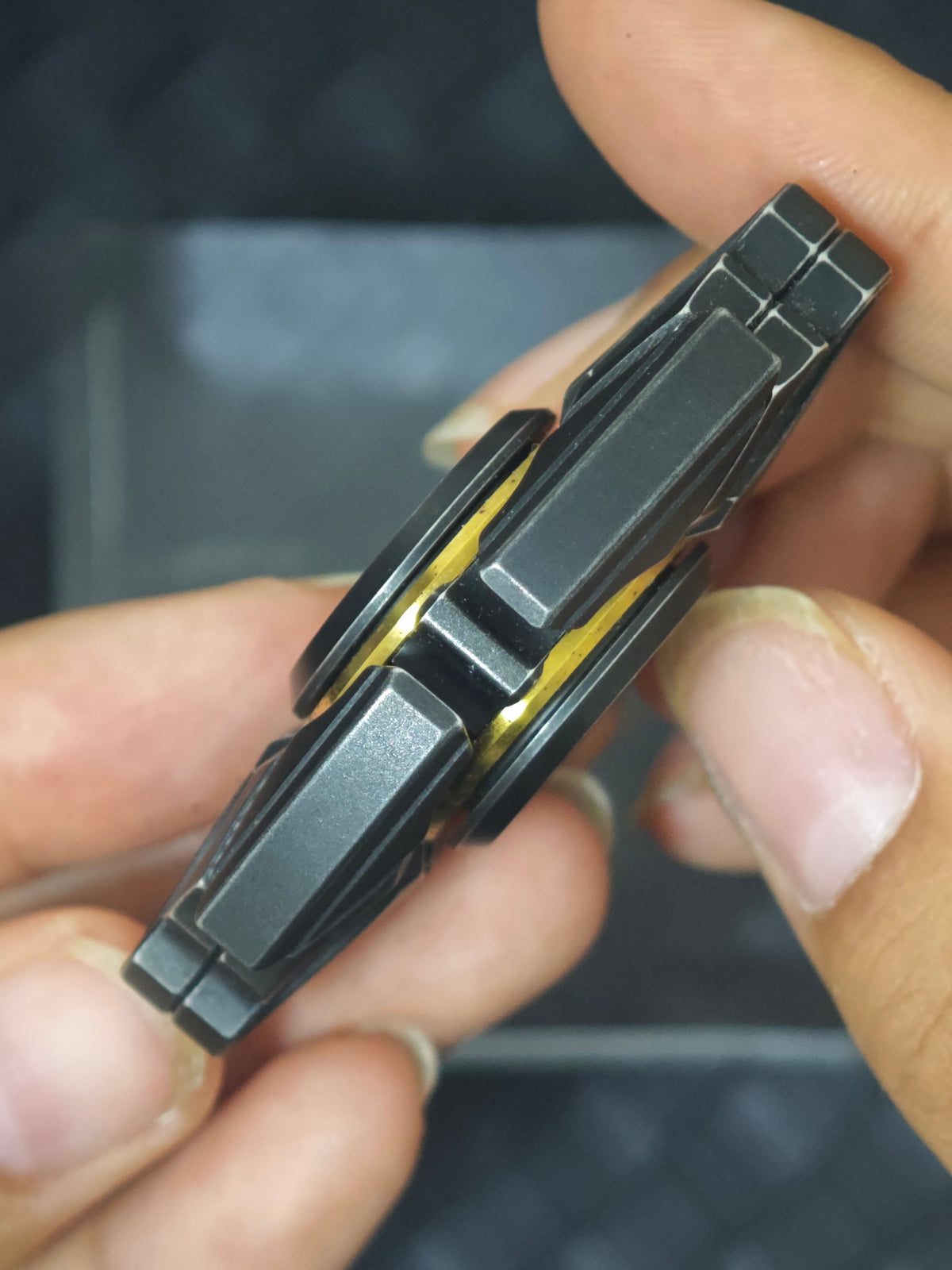 Dark Shell Opening Stainless Steel