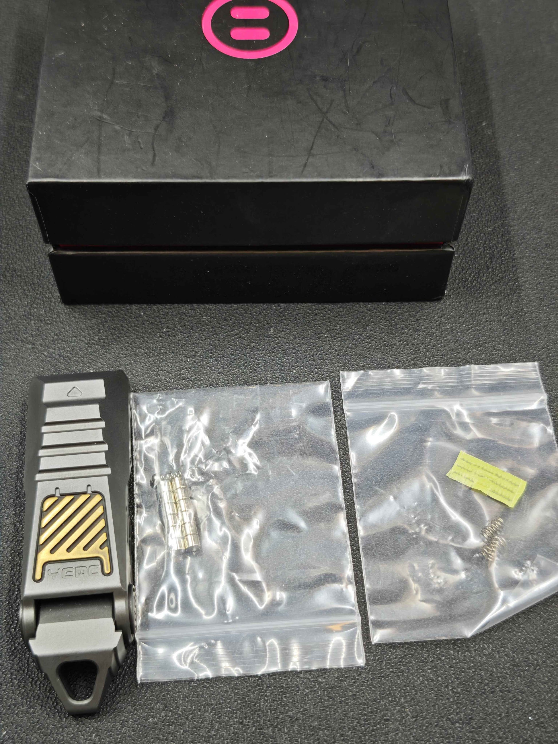 Razor Zirconium